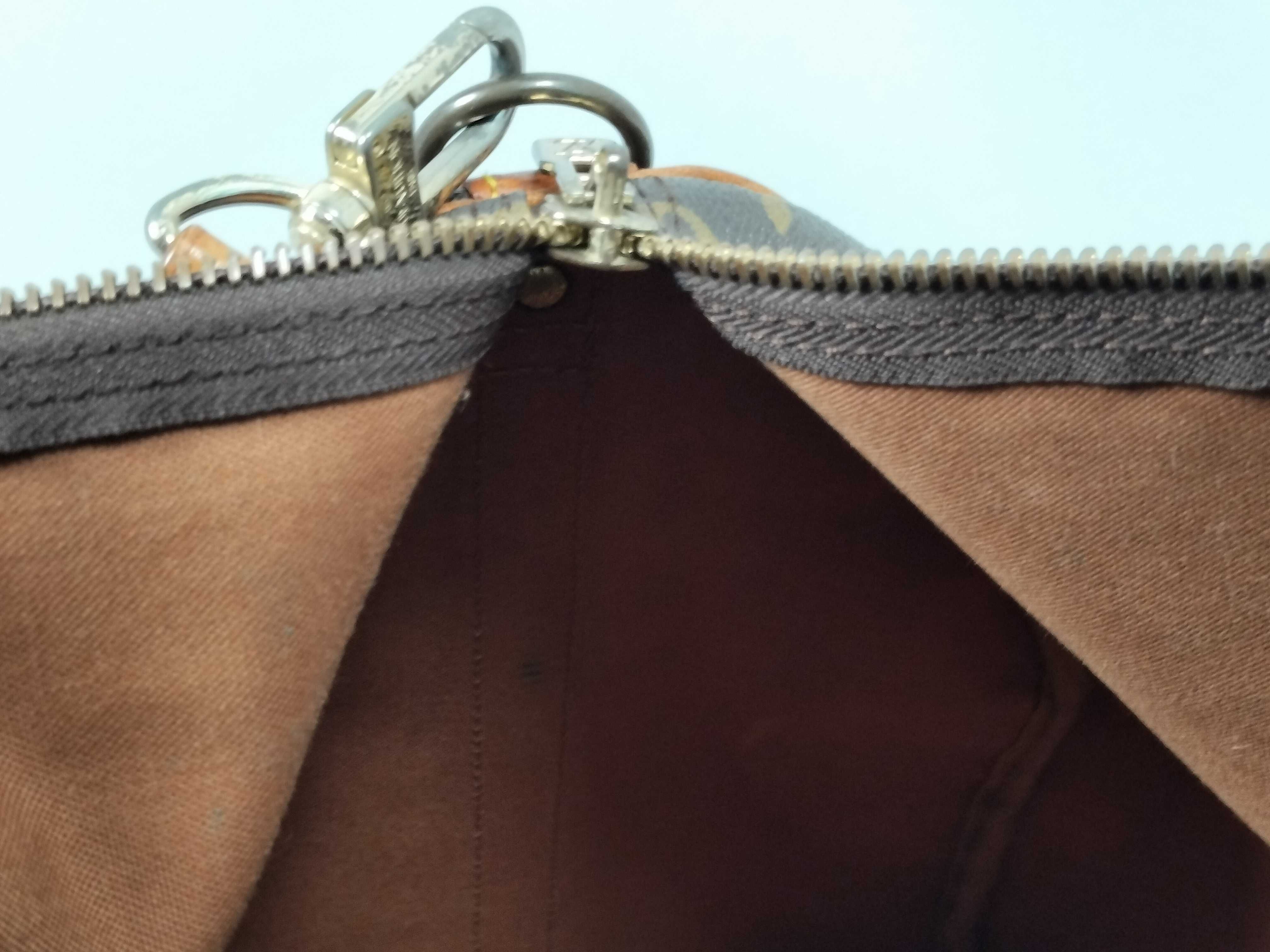 Monogram LV Keepall Bandoulière Boston Bag — view 14