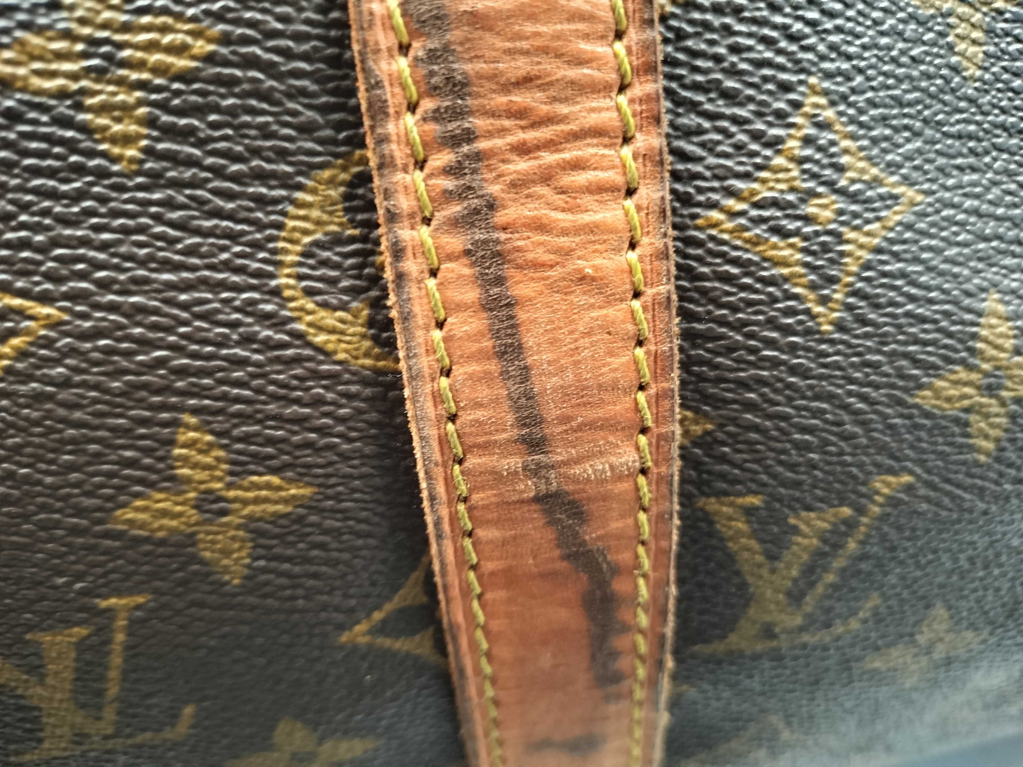 Monogram LV Keepall Bandoulière Boston Bag — view 10