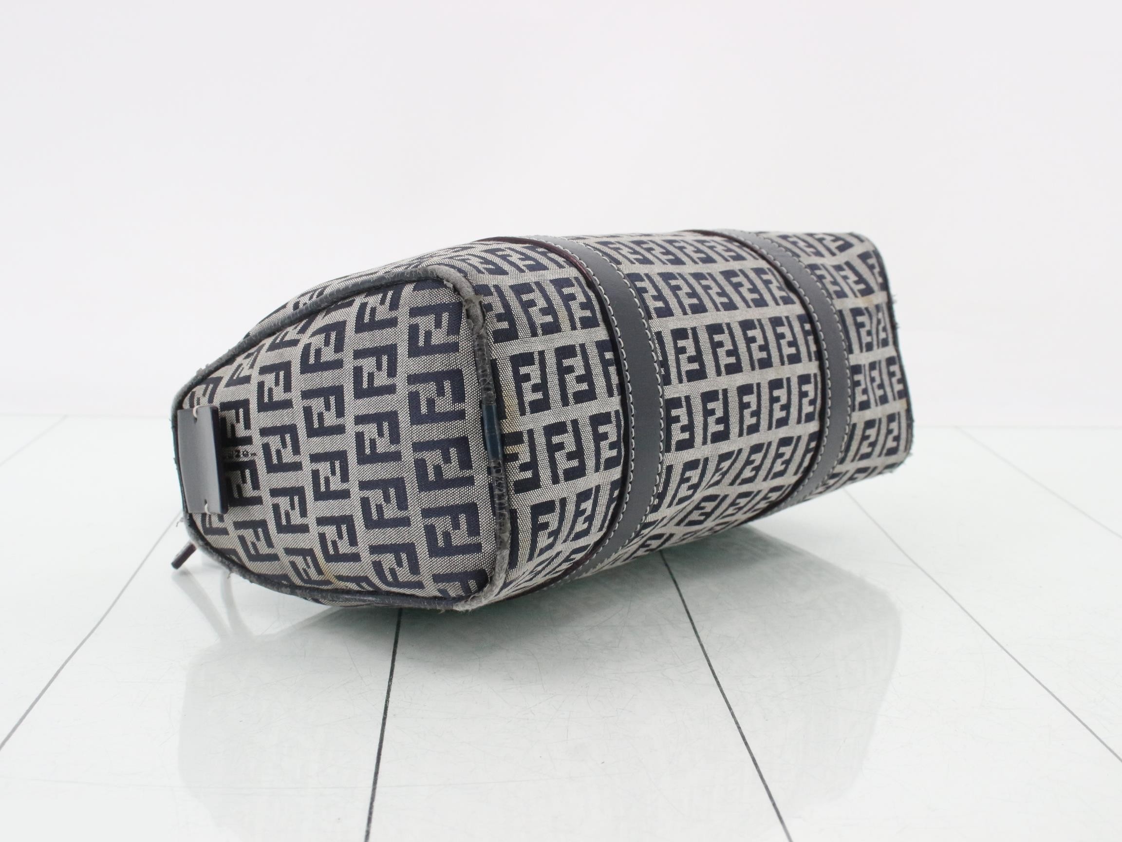 handbag — view 5