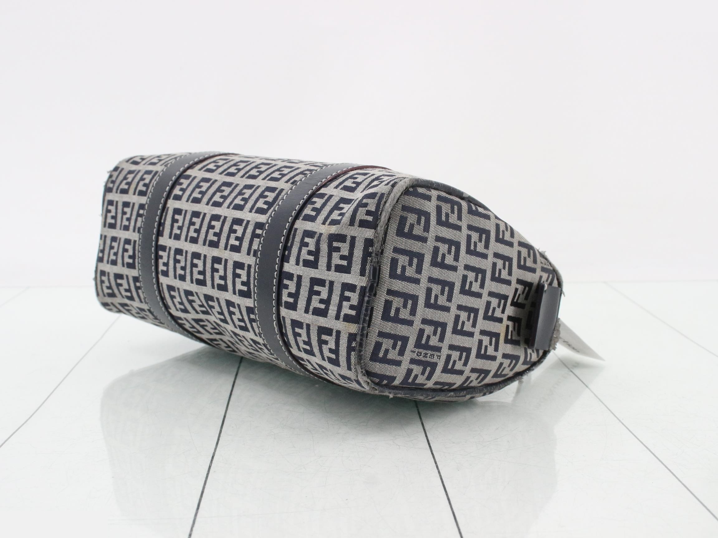 handbag — view 6