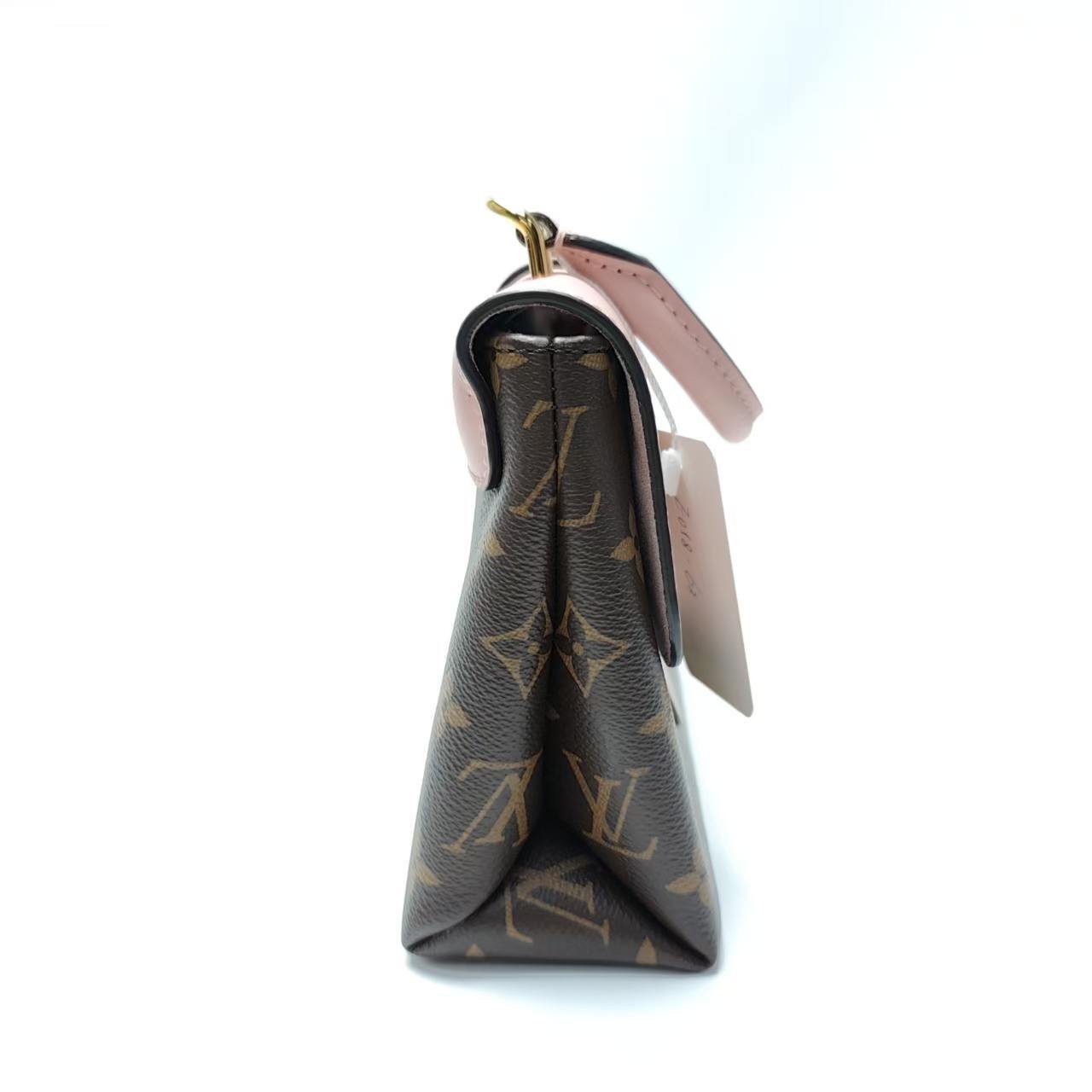 【*Shipped from: China*】LOUIS VUITTON Lock BB PU Shoulder Bag — view 4