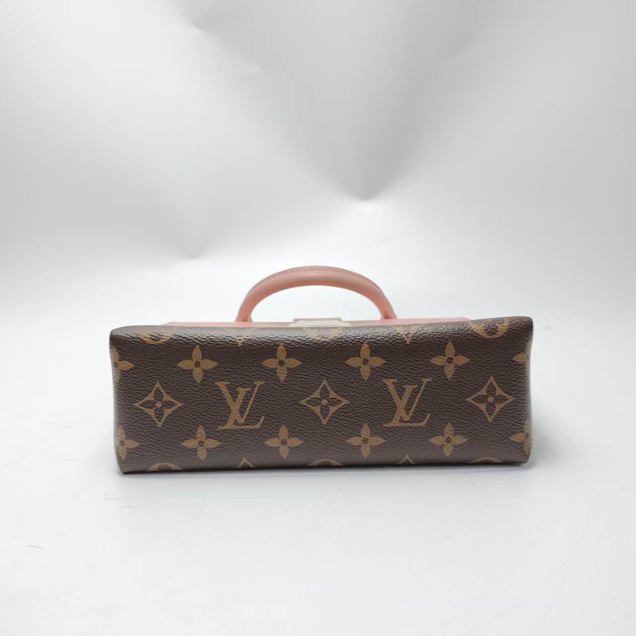 【*Shipped from: China*】LOUIS VUITTON Lock BB PU Shoulder Bag — view 8