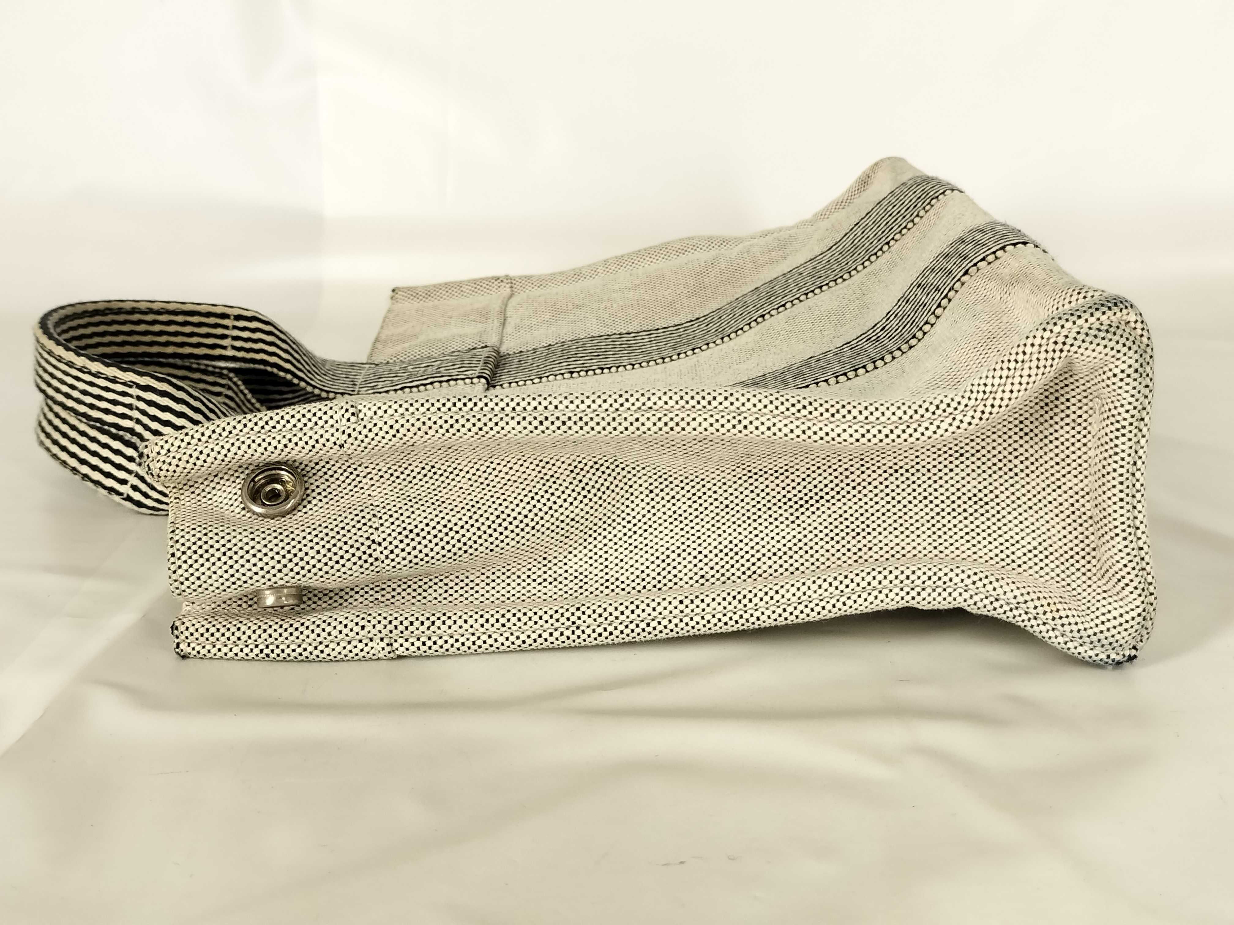 Fourre-Tout New Fourre-Tout PM Handbag — view 8