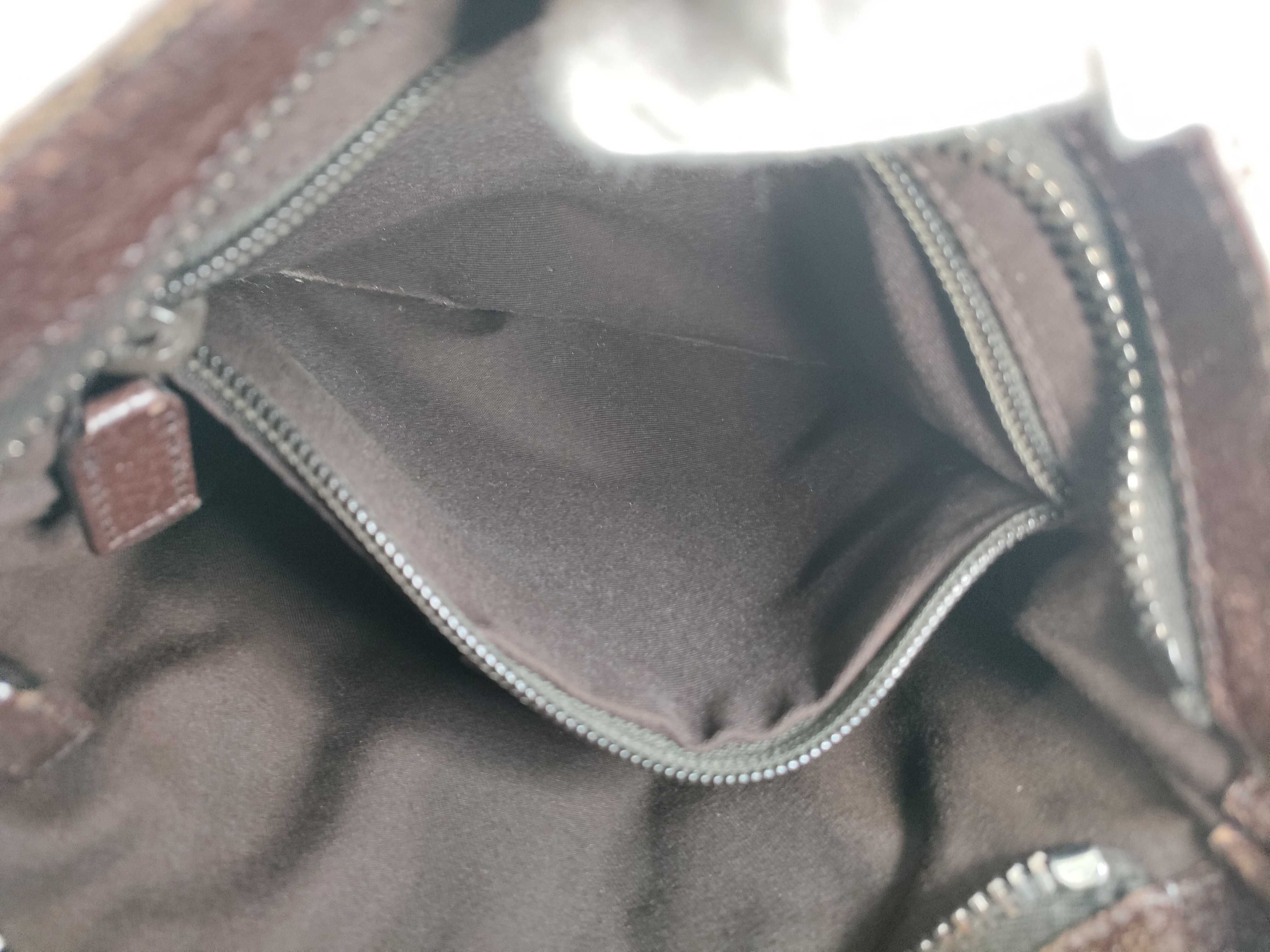 GG Canvas Shoulder Bag — view 13