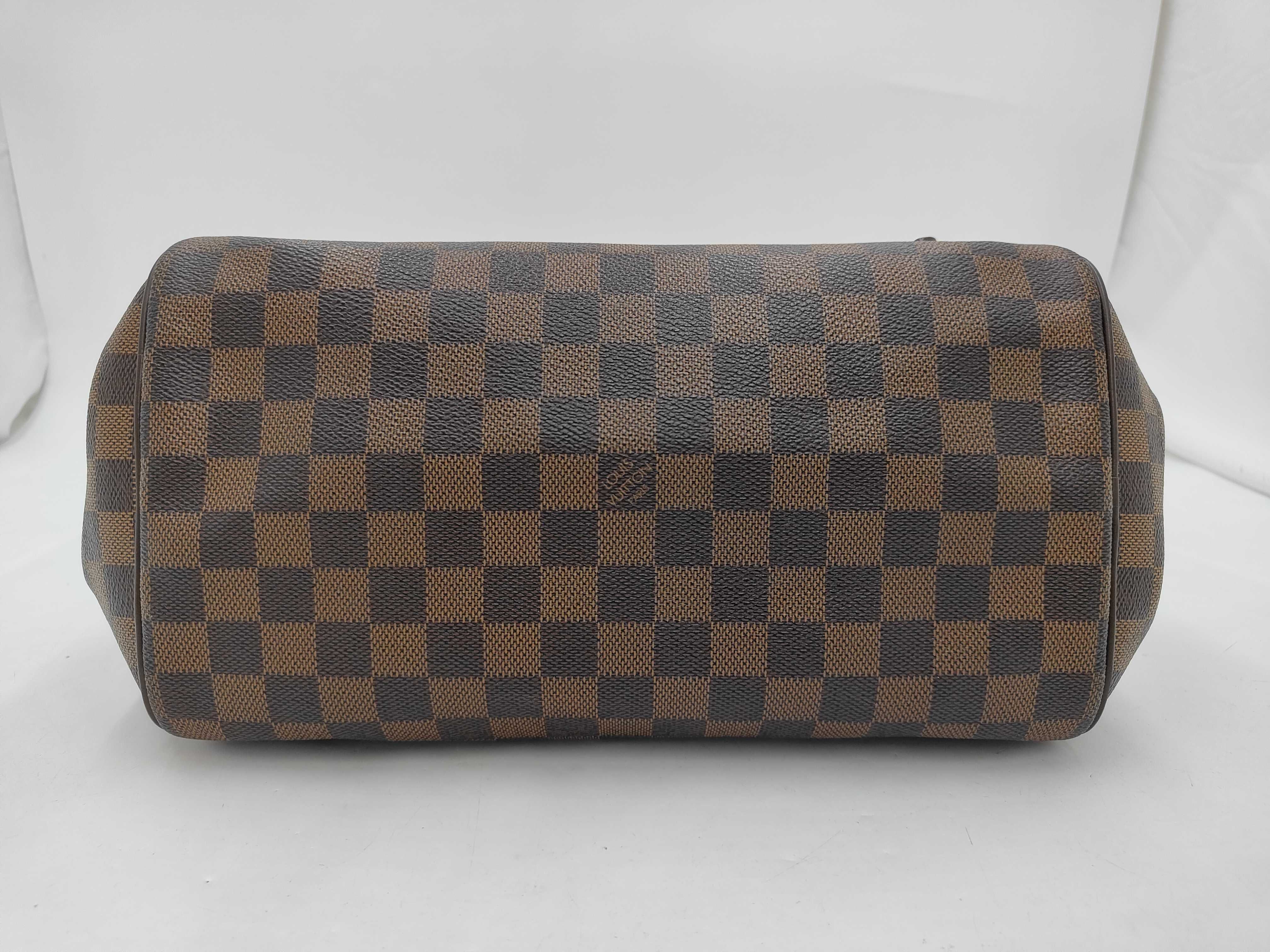 Damier LV Damier Shoulder Bag — view 6