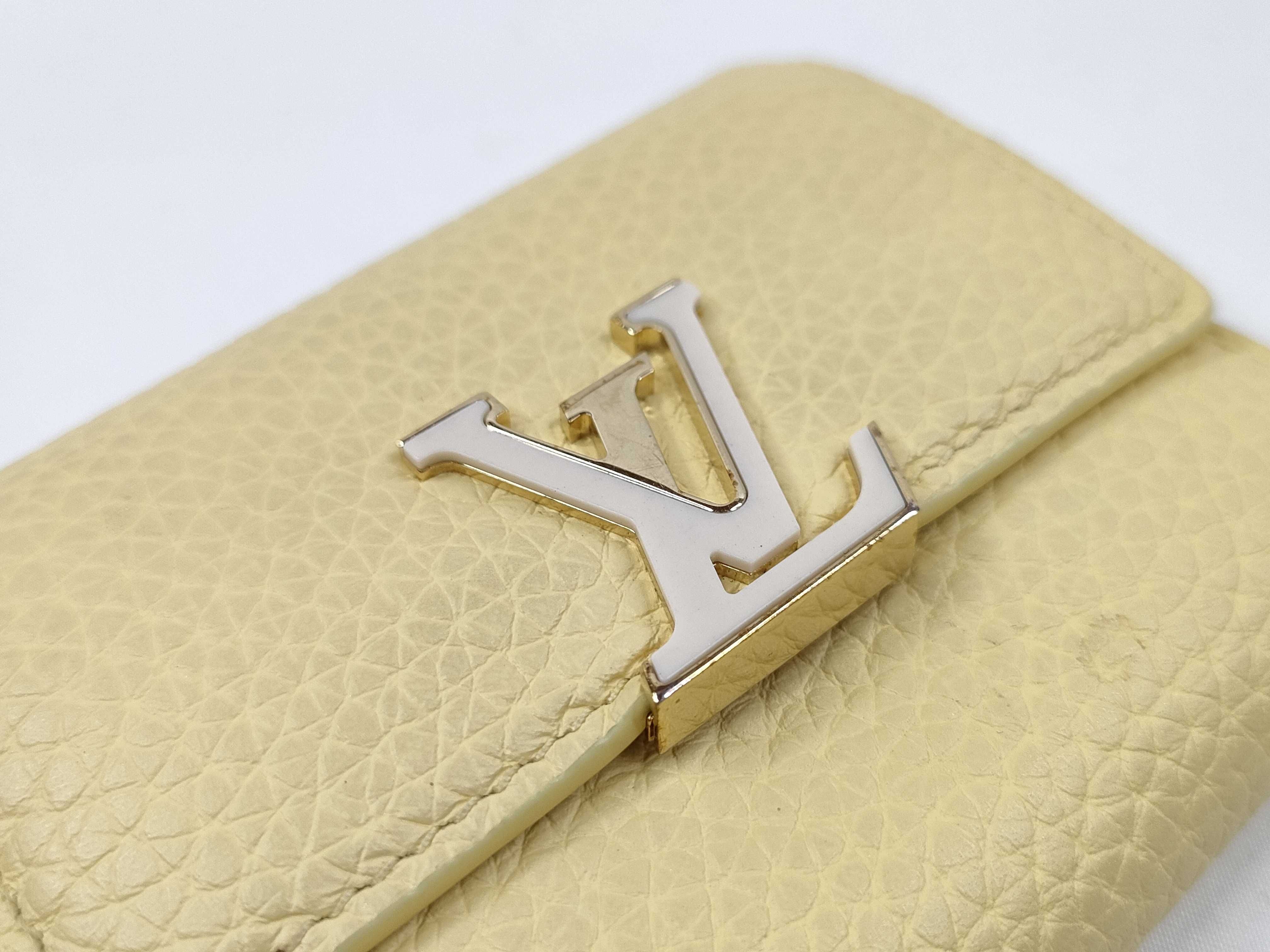 Portefeuille Capucines XS Taurillon Leather Wallet M83610 — view 7