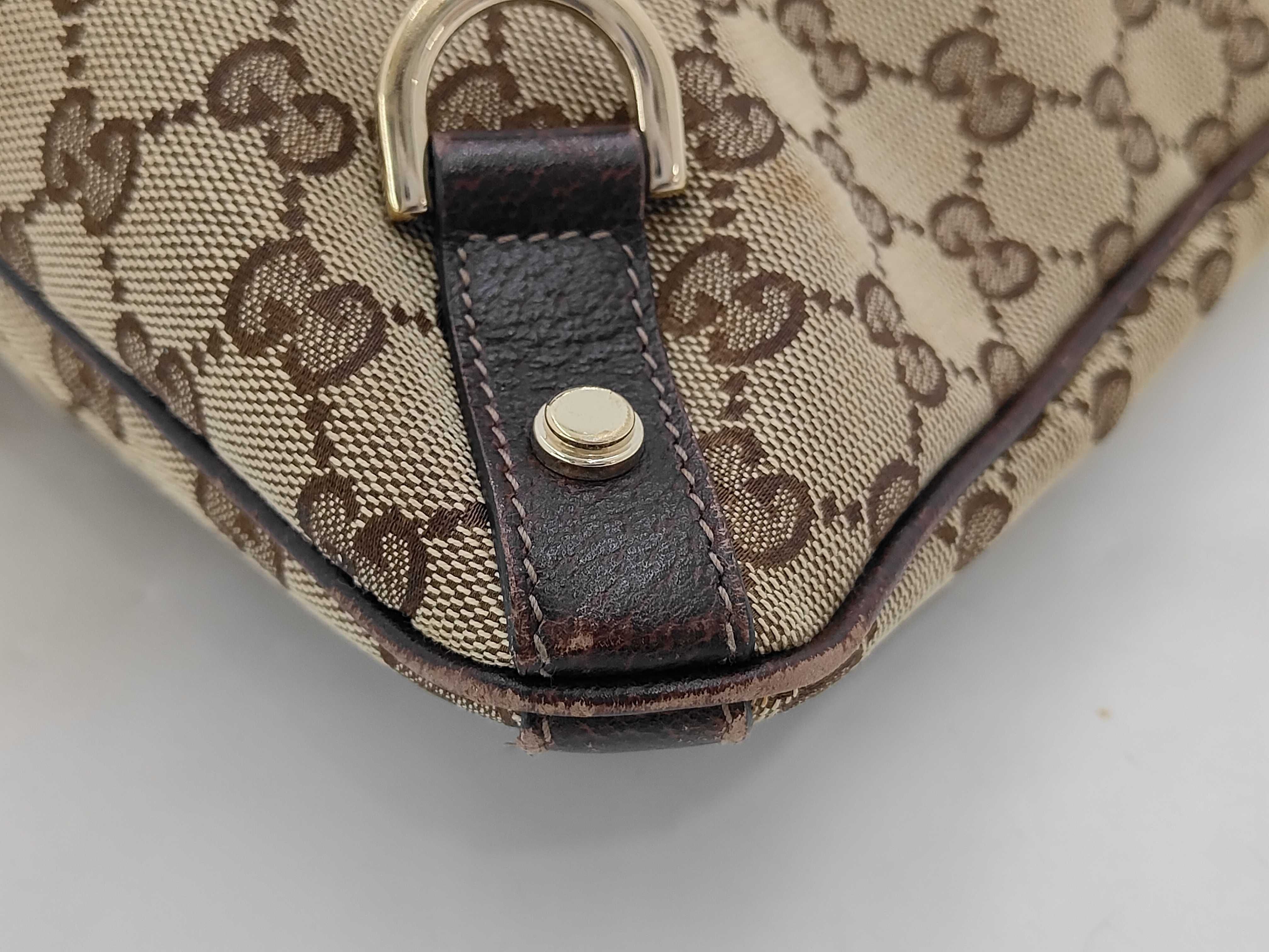 GG Canvas Abbey Shoulder Bag — view 3