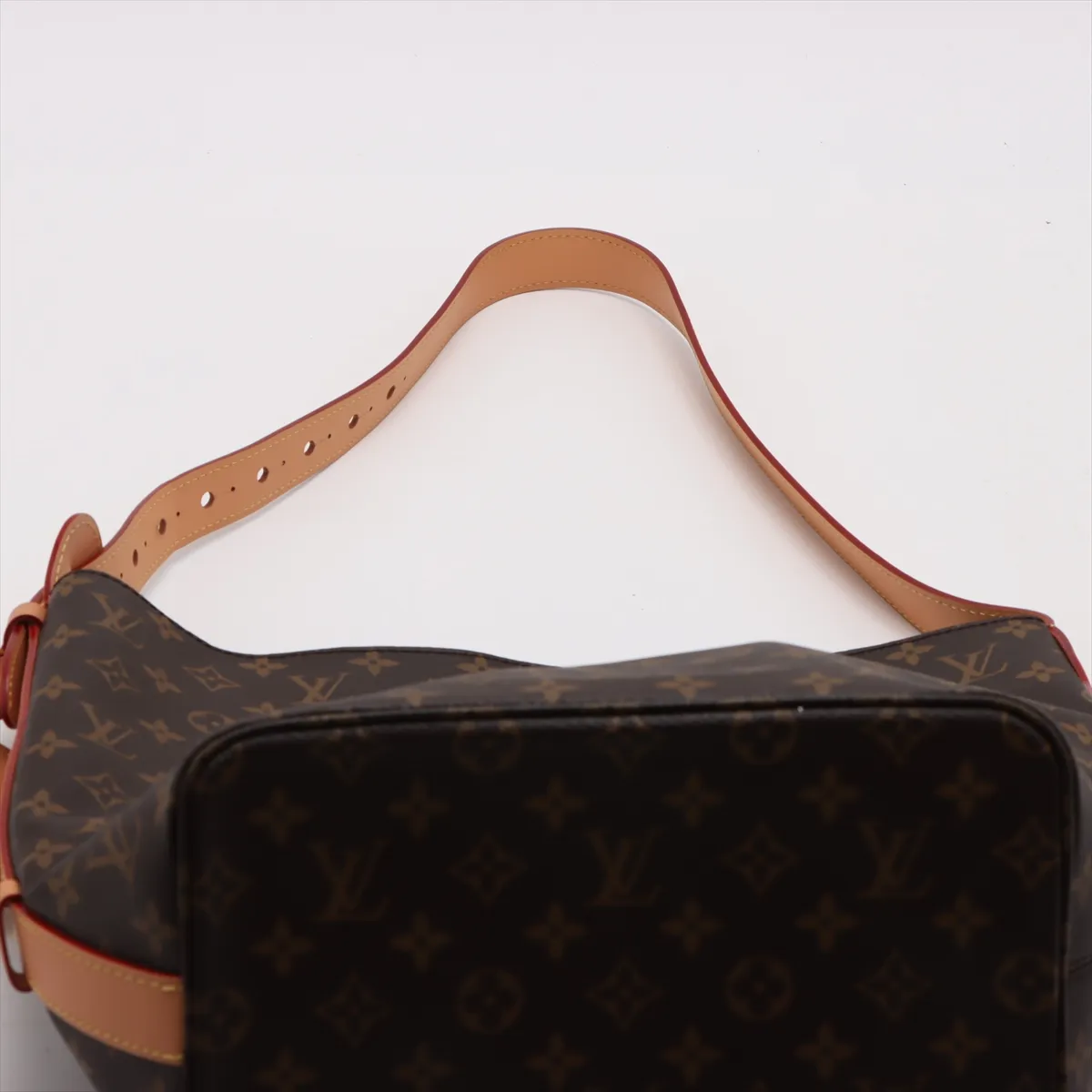Monogram All-in GM M12926 Serial Unknown Brown — view 6
