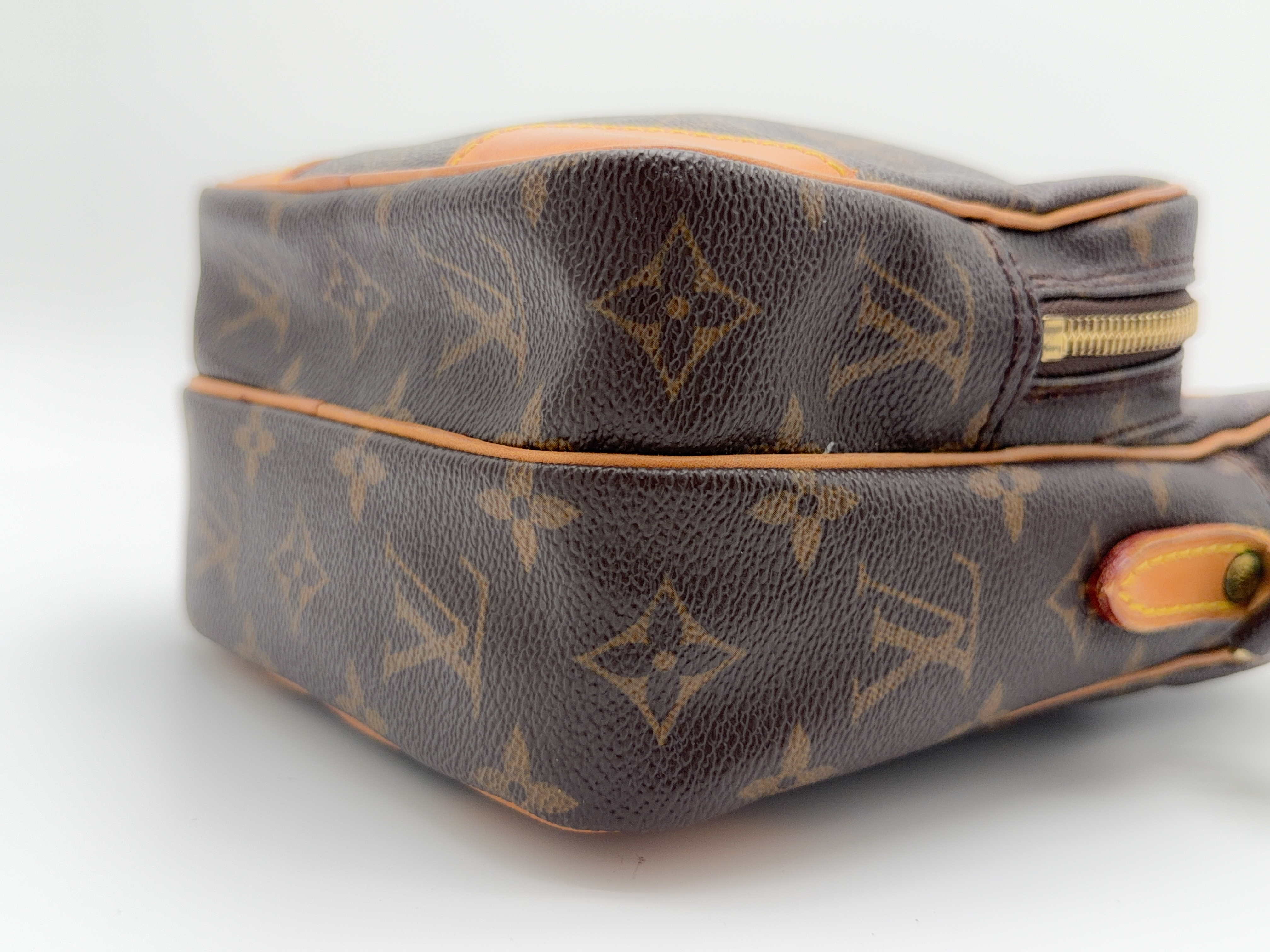 Monogram M45236 Amazon TH1020 No stickiness Shoulder bag — view 8