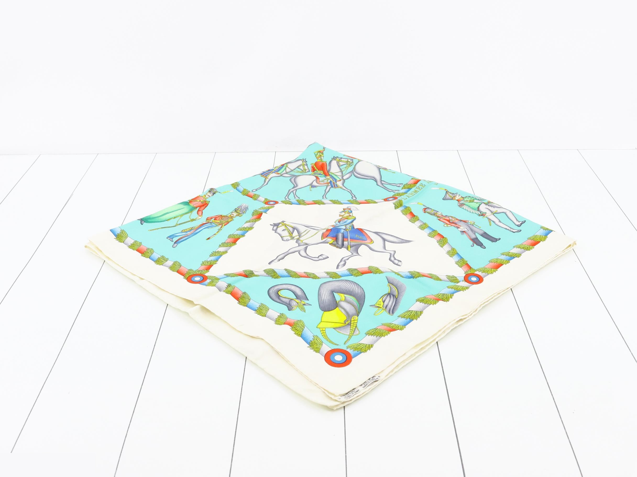 Scarf, Carre, 90 — view 2