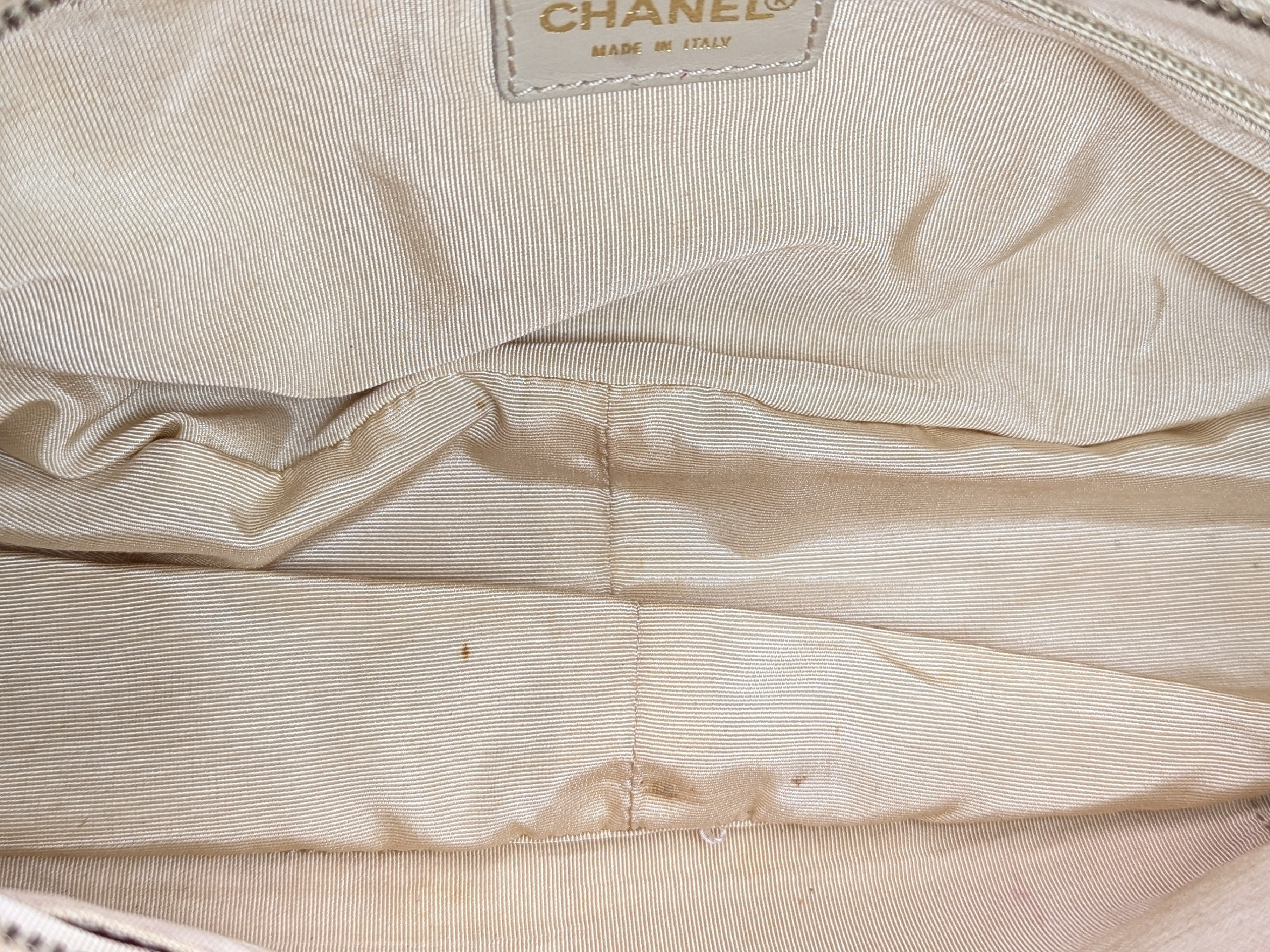 Caviar Skin PTT Chain Tote, Beige, Series 7 Handbag — view 10