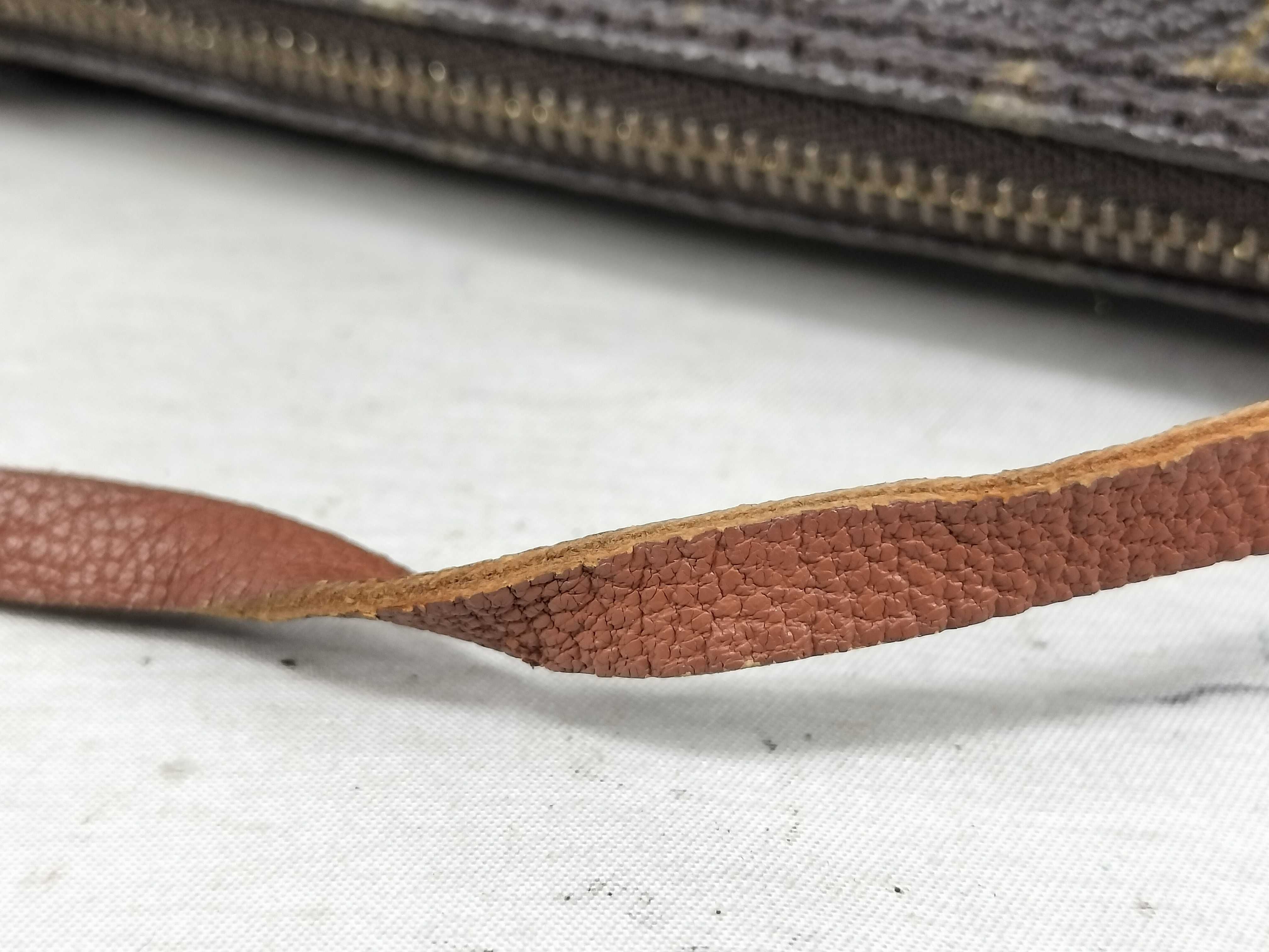 Monogram Louis Vuitton Papillon Mini Pouch Monogram Handbag — view 4