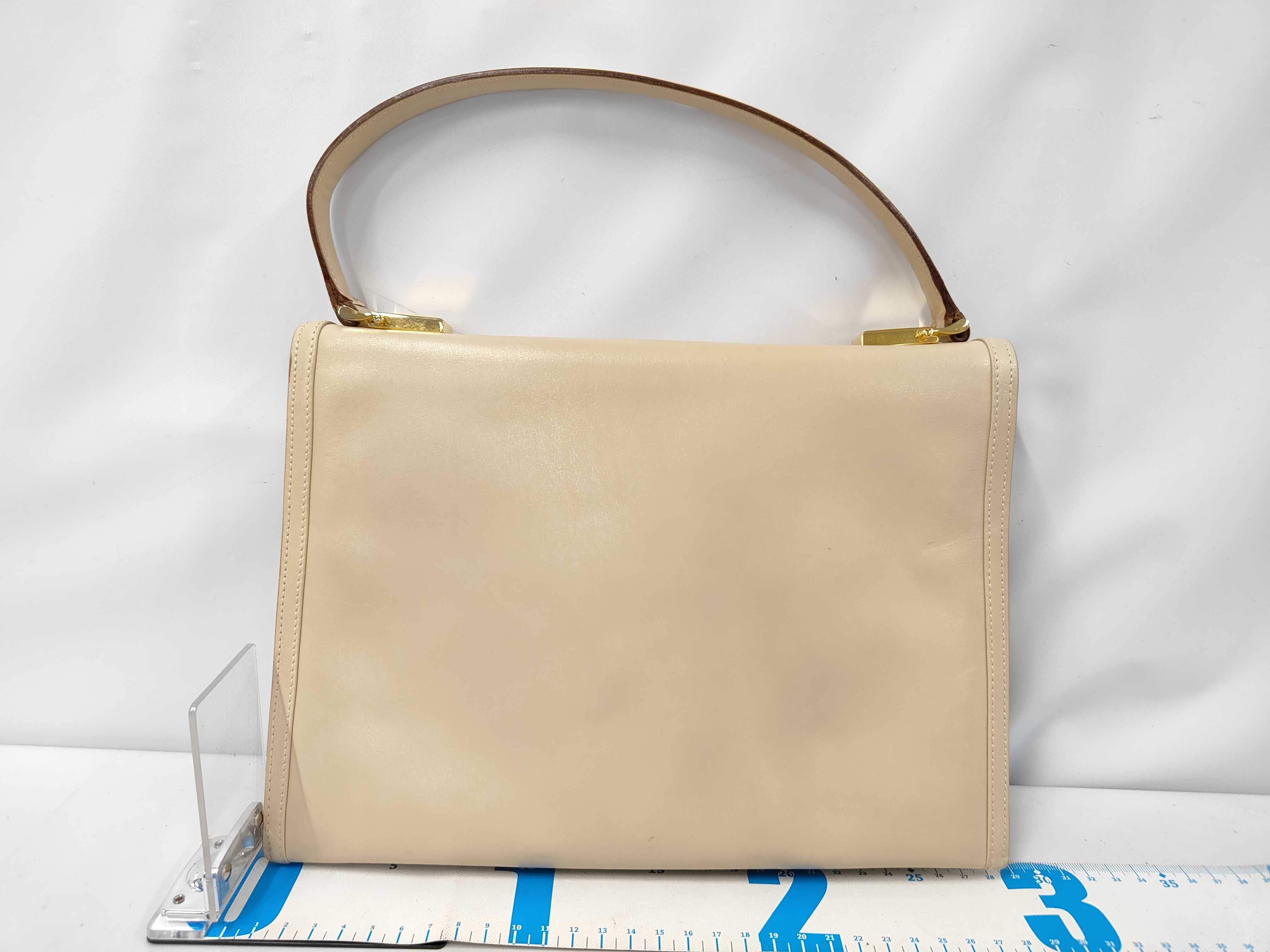 Old Gucci Leather Handbag, Beige — view 2