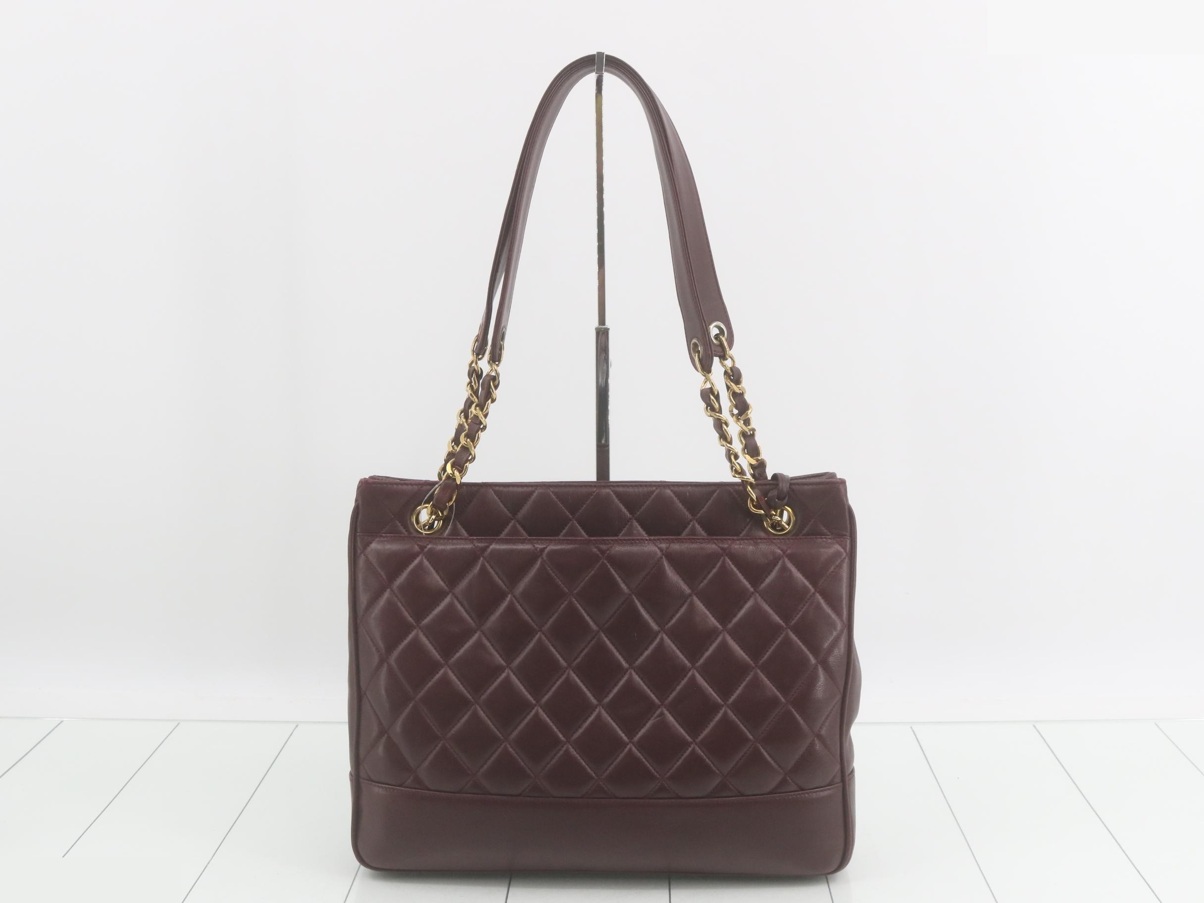 Matelassé (Bag) - Shoulder Bag - Lambskin - Bordeaux — view 2