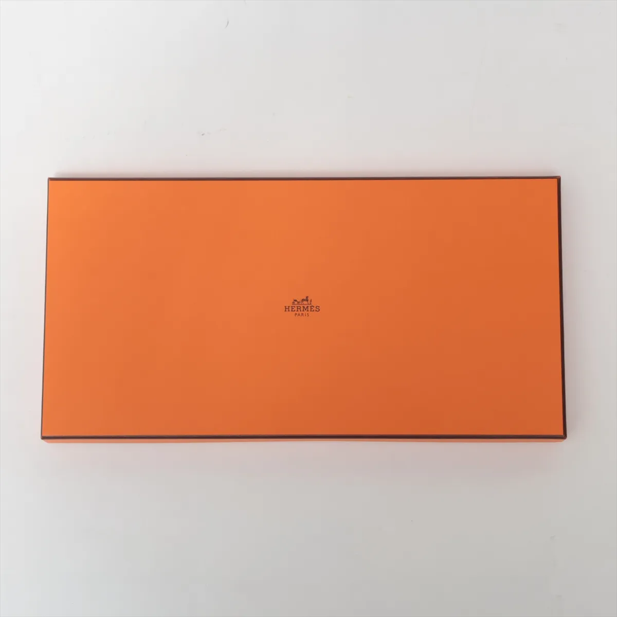 Carre Geant LE MONDE D’HERMES scarf, cashmere x silk, beige x orange, some wear, — view 7