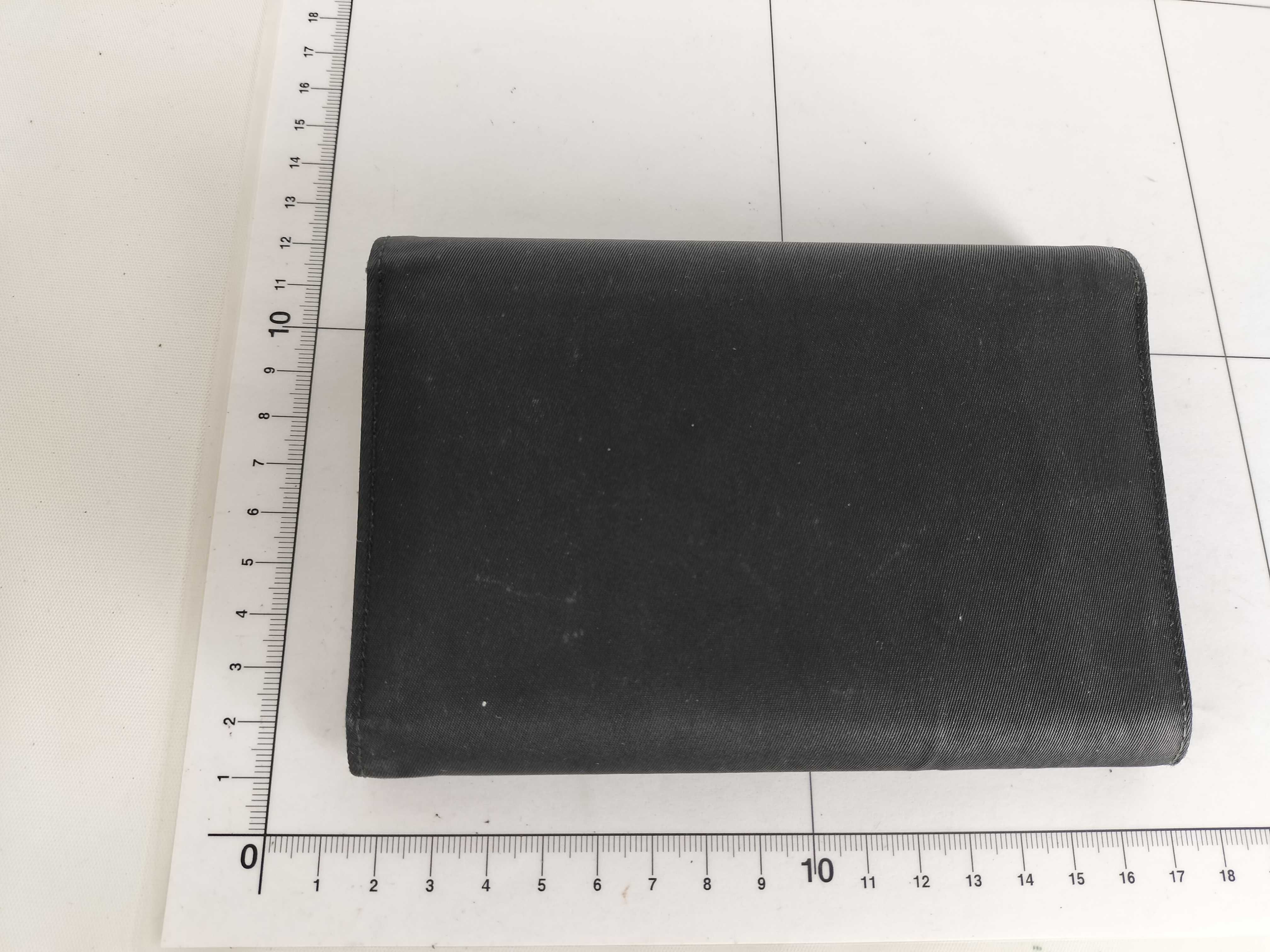 Tessuto Tri-fold Wallet, Black — view 10
