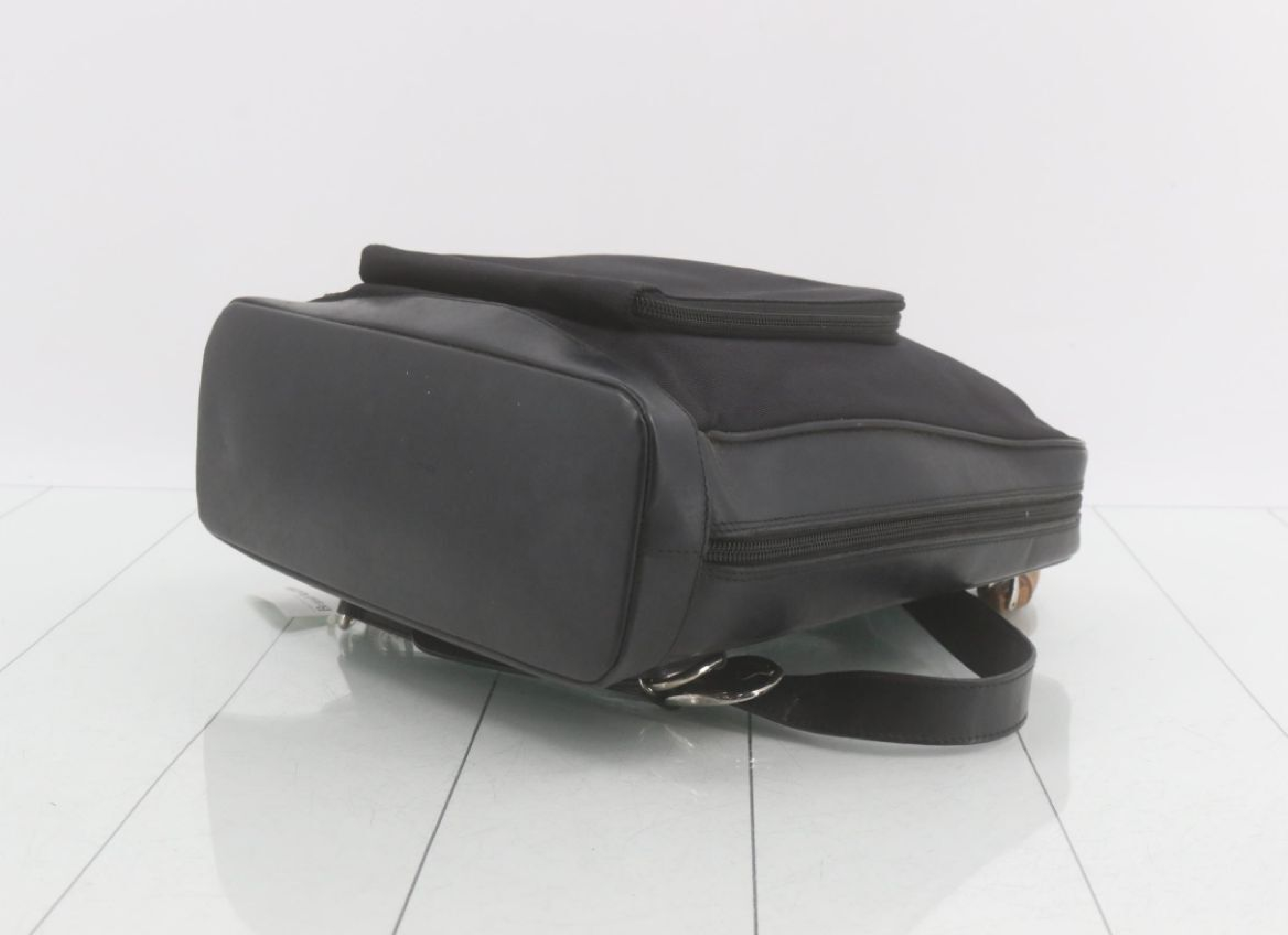 backpack, calfskin, black. — view 4