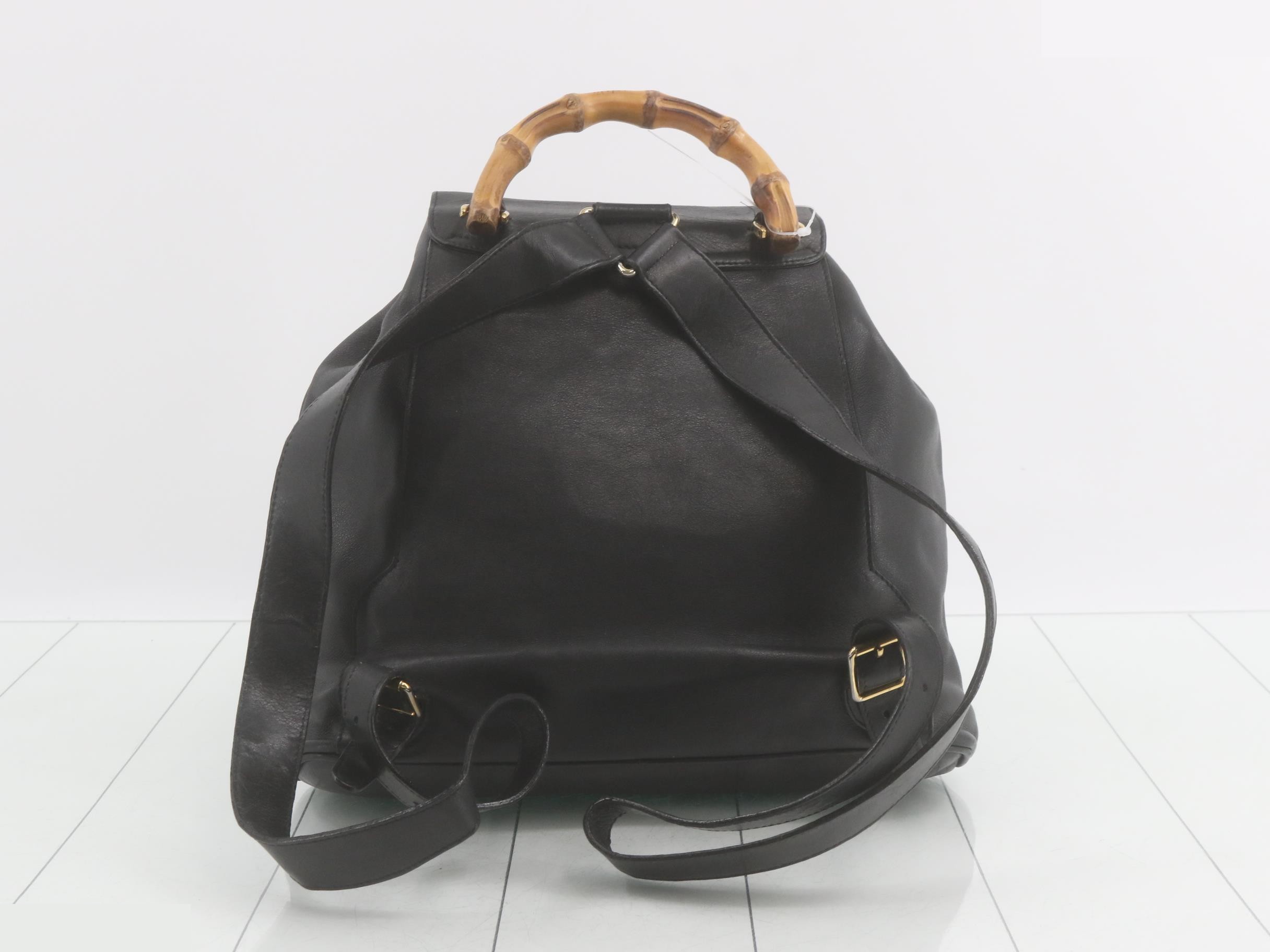 leather — view 2