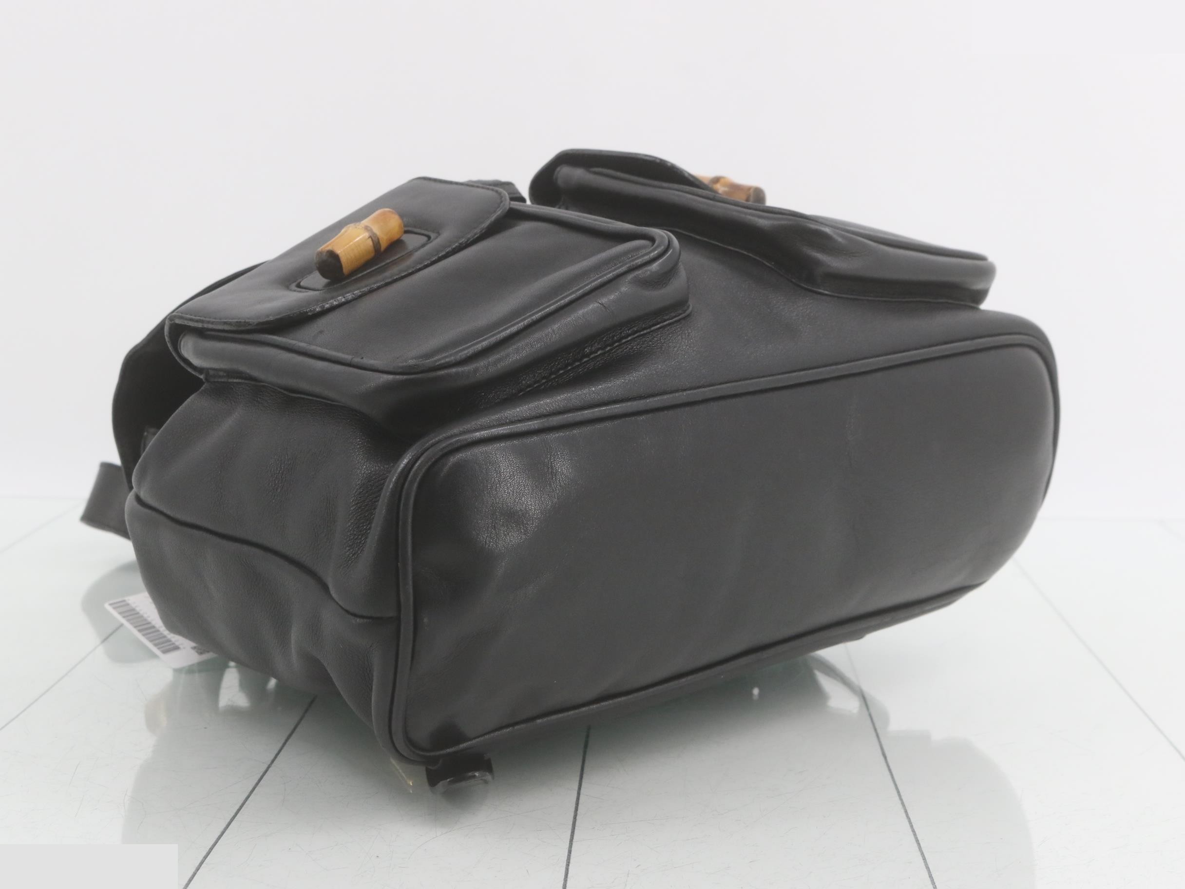 leather — view 5