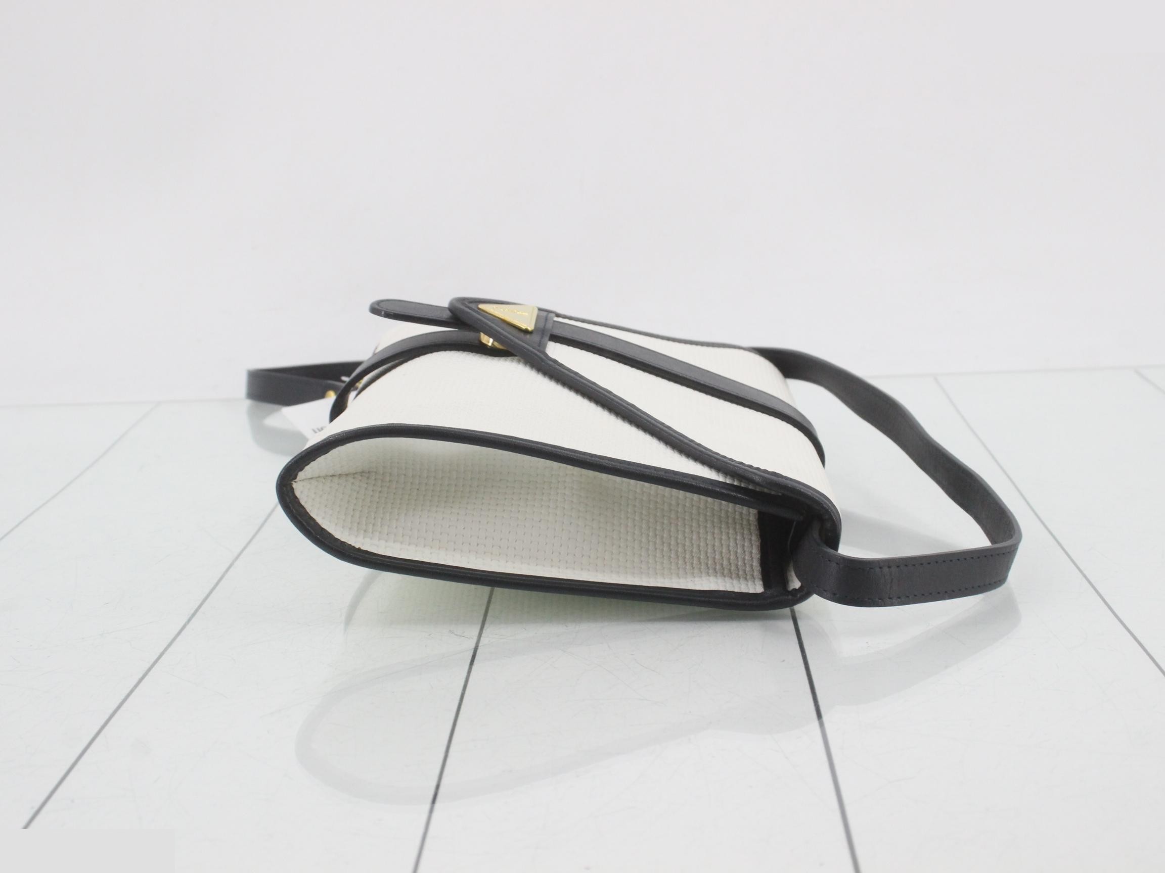 Other lines: Bags/Shoulder bags, White — view 3