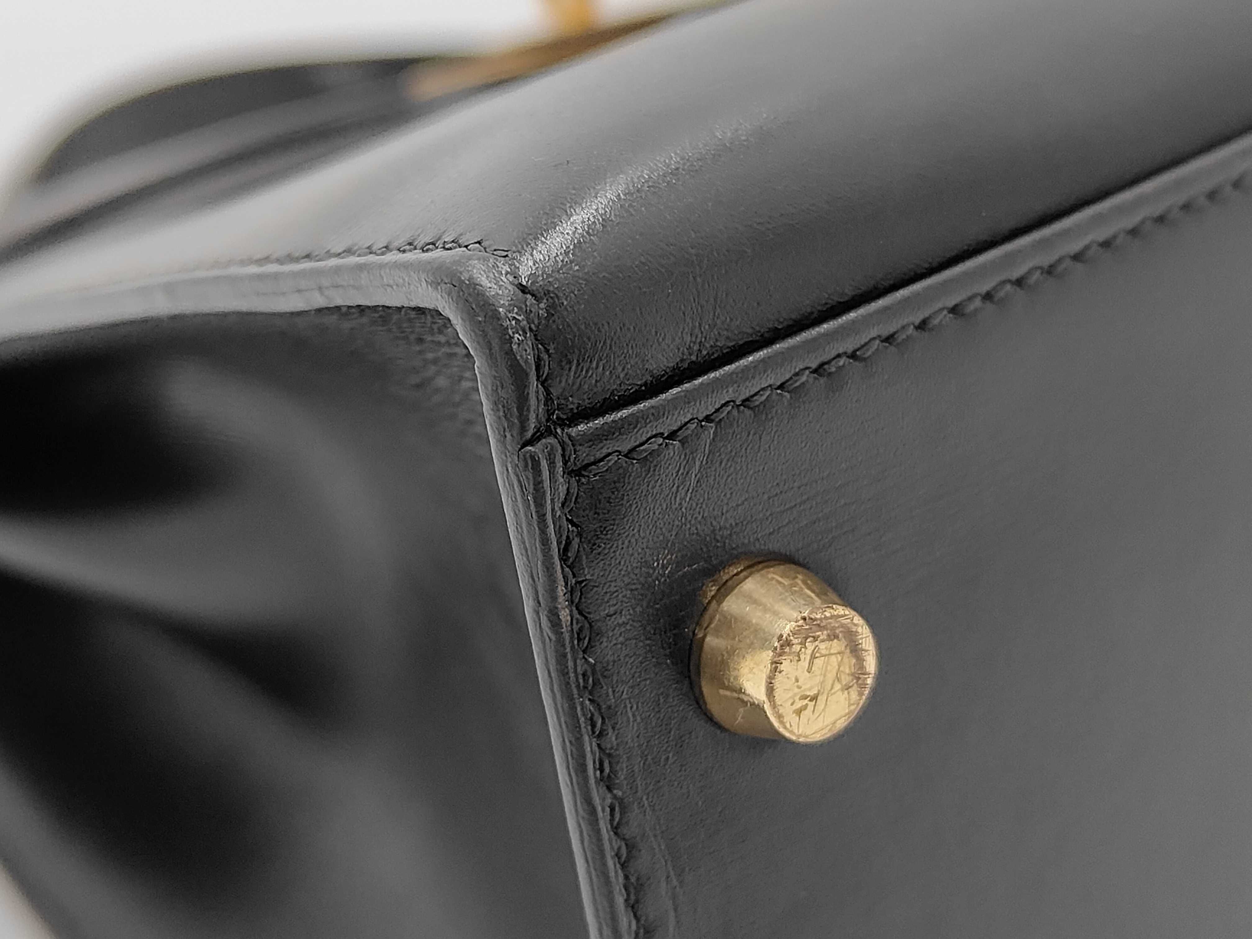 Kelly 32 Black Box Calf Gold Hardware External Stitching B Stamp Handbag — view 4