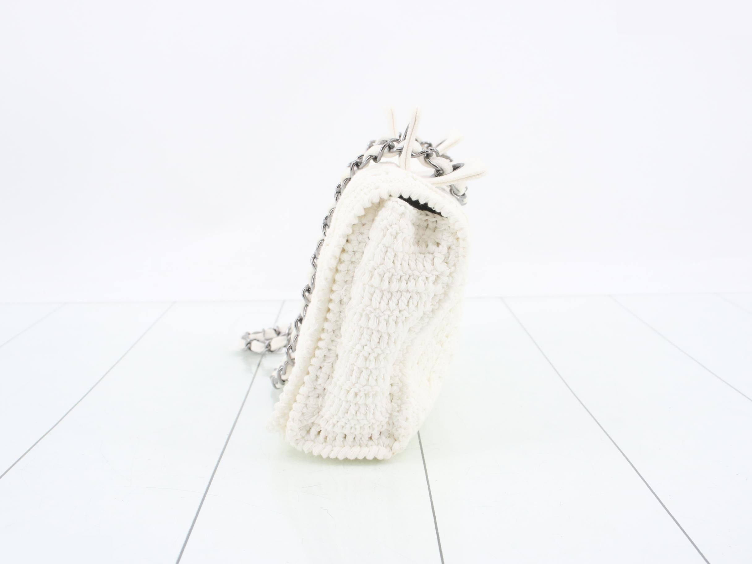 Unused knit classic flap bag — view 3