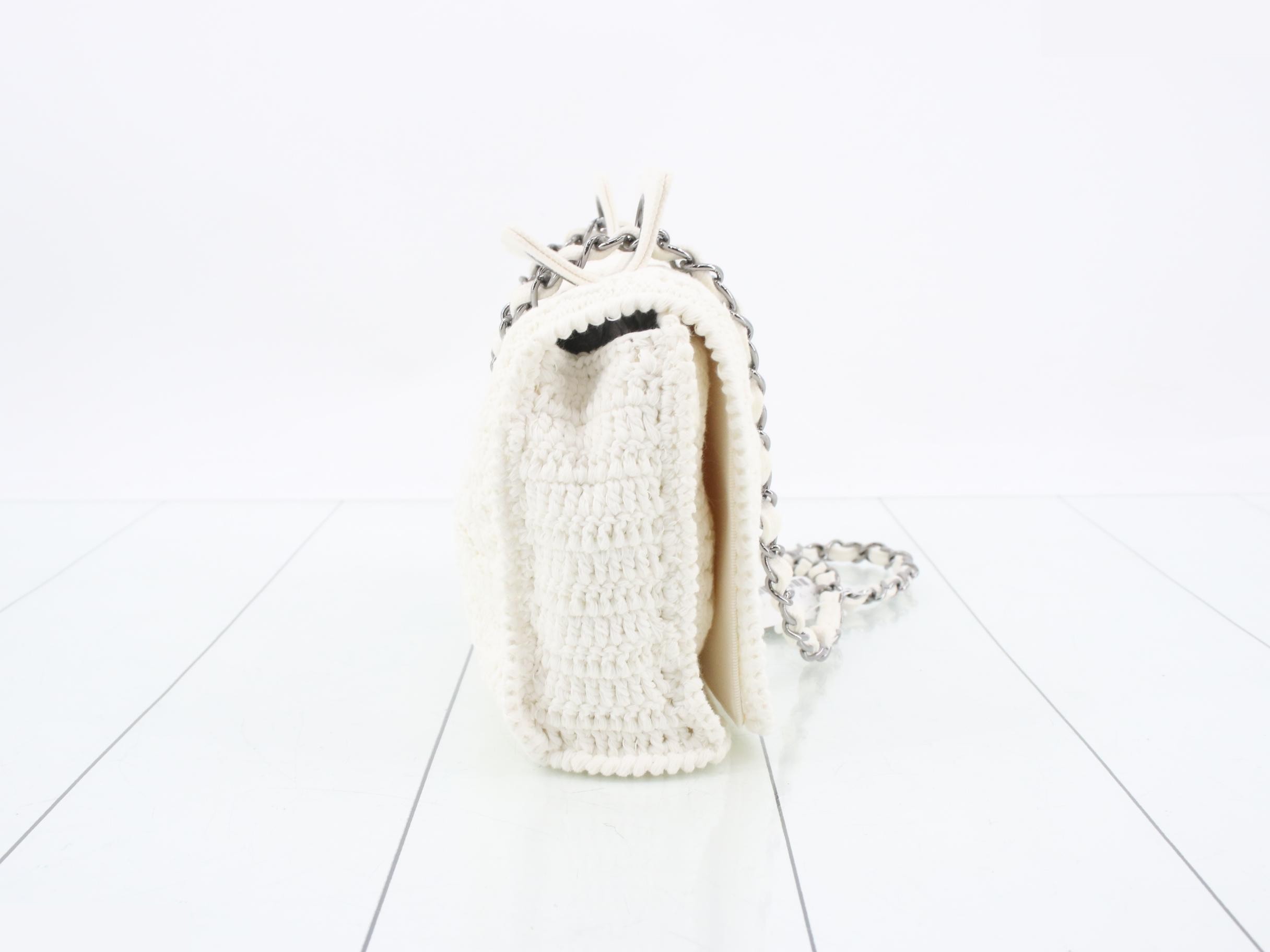 Unused knit classic flap bag — view 4