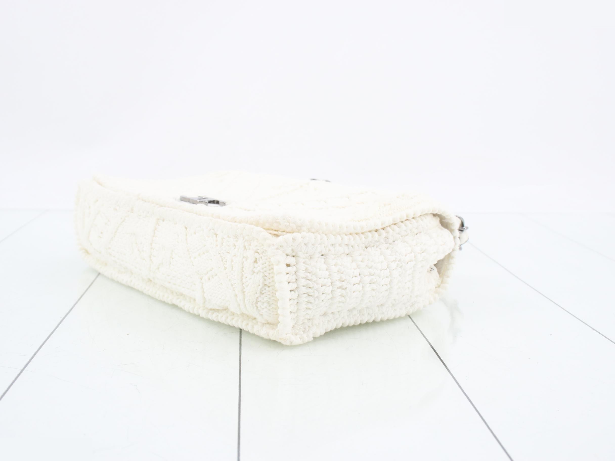 Unused knit classic flap bag — view 6