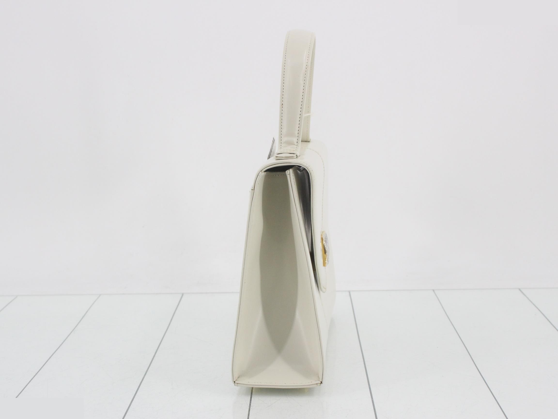 handbag — view 4