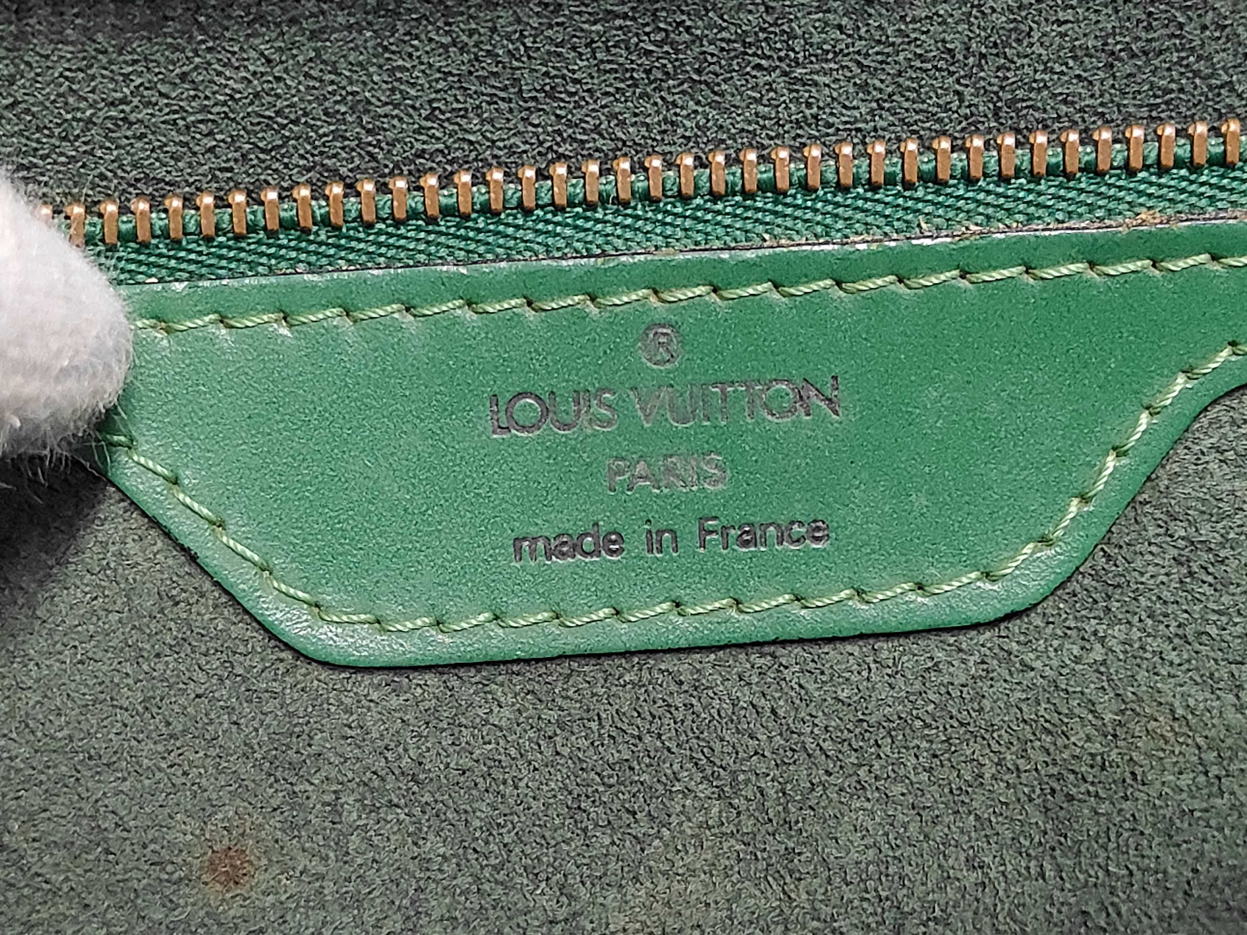 Epi Saint Jacques Shoulder Bag — view 9