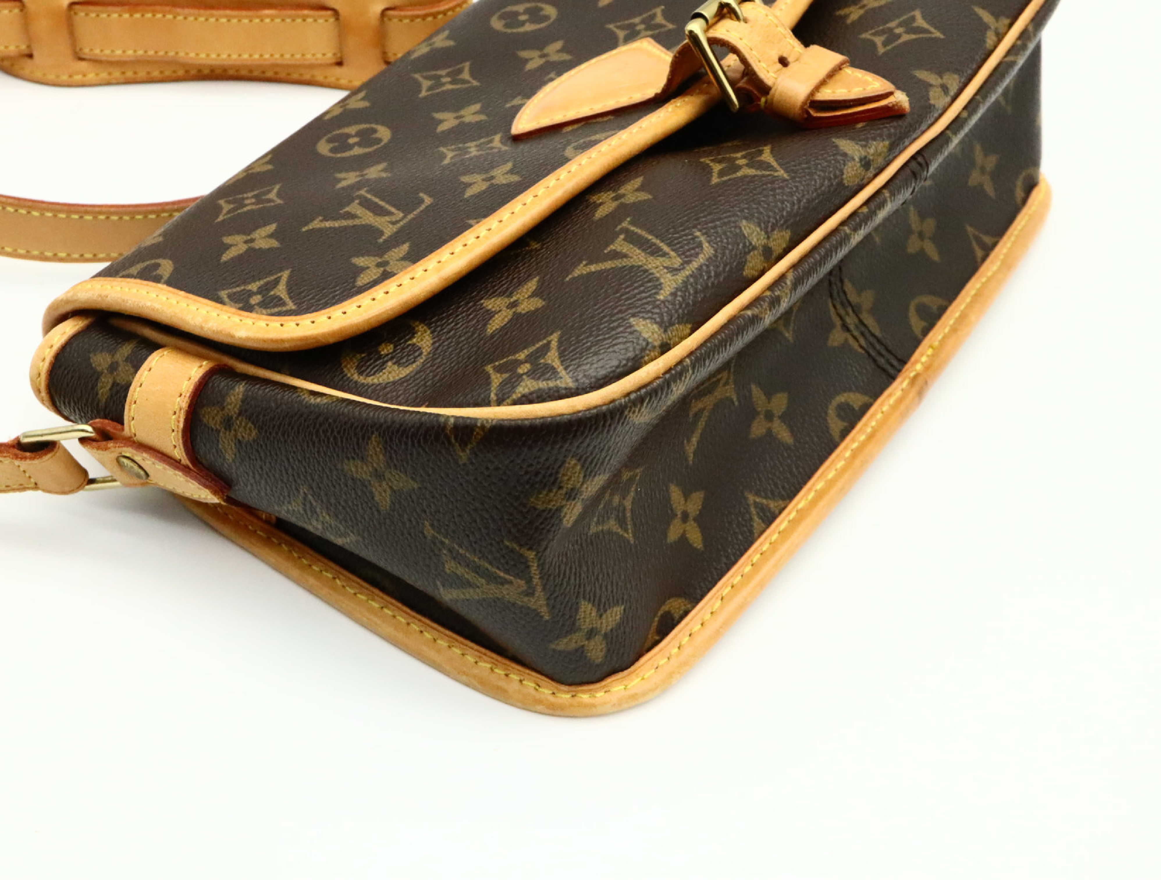 Monogram Sologne M42250 Shoulder Bag — view 3