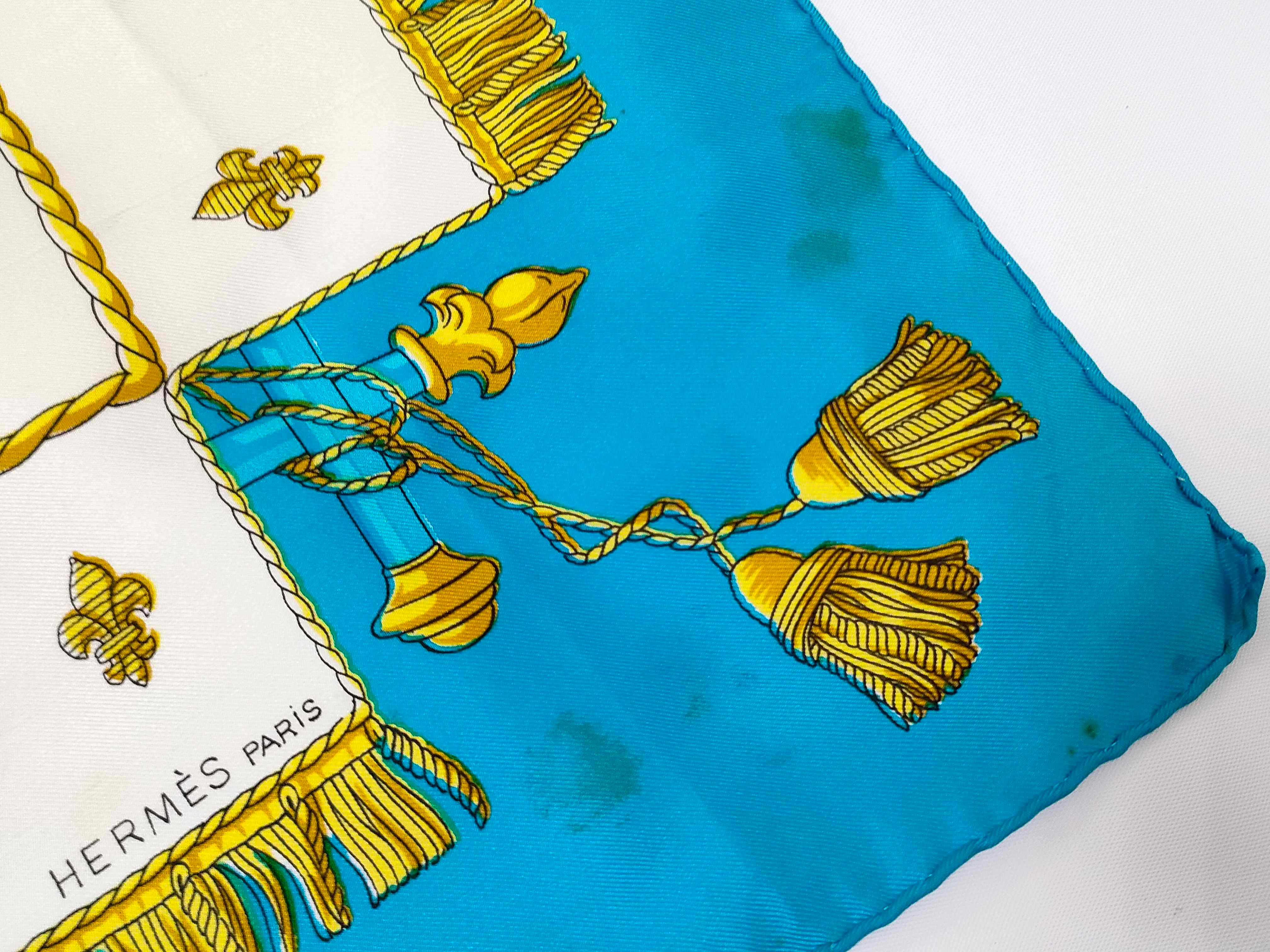 Carre 90 VUE DU CARROSSE DE LA GALERE LA REALE Hugo Gricker Silk Blue Other Accessories — view 6