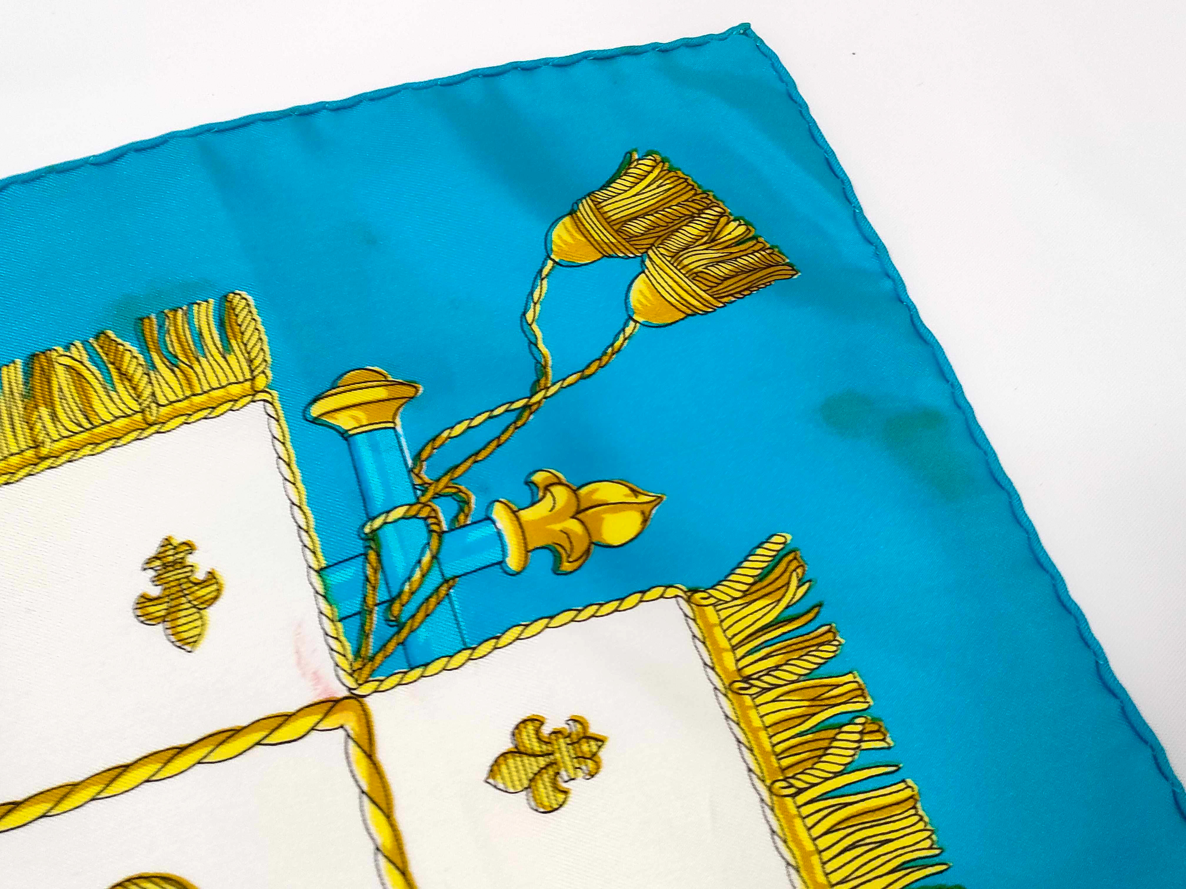 Carre 90 VUE DU CARROSSE DE LA GALERE LA REALE Hugo Gricker Silk Blue Other Accessories — view 7