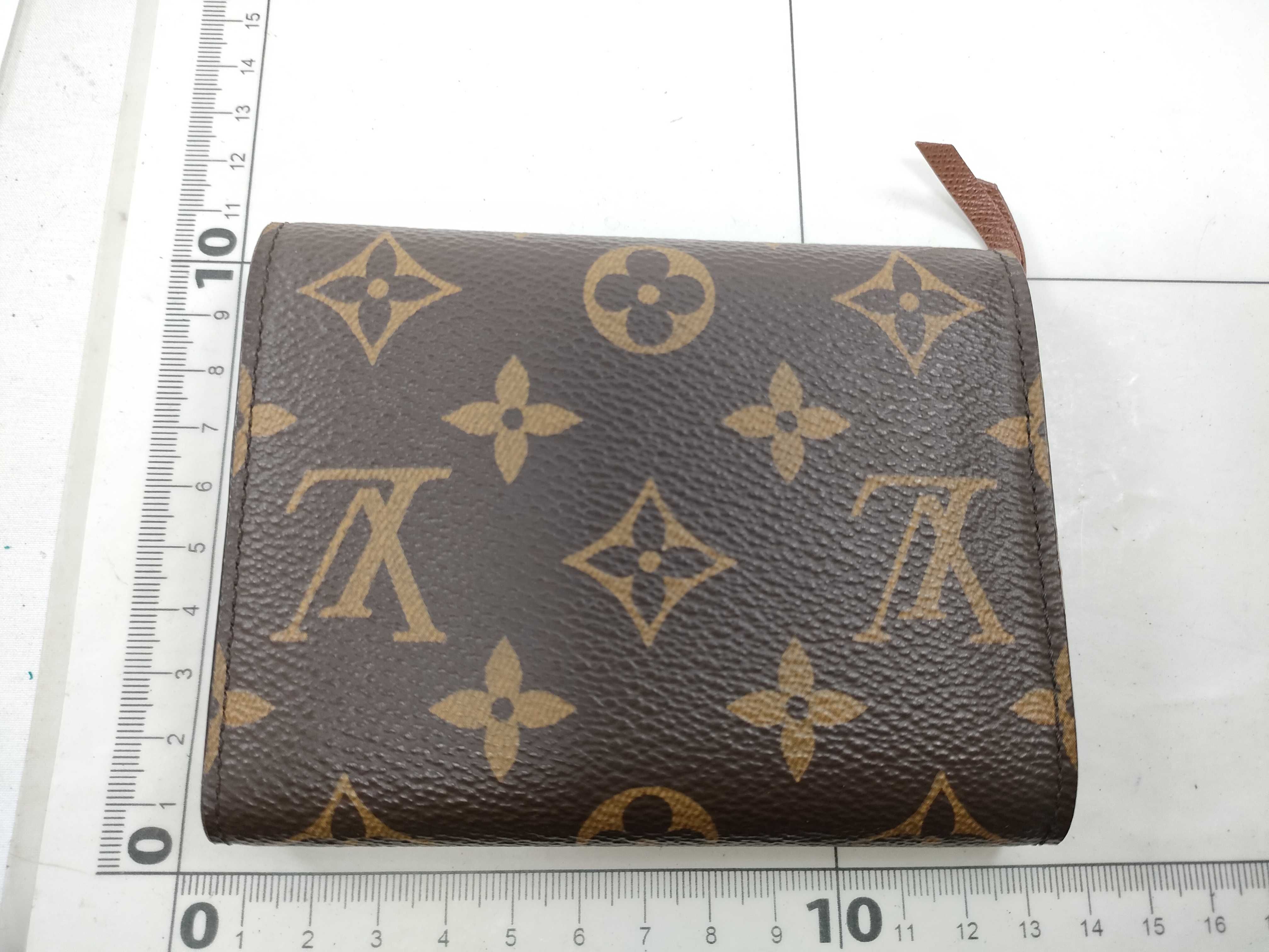 M62472 Portefeuille Victorine MI3128 Dust Bag Wallet — view 2