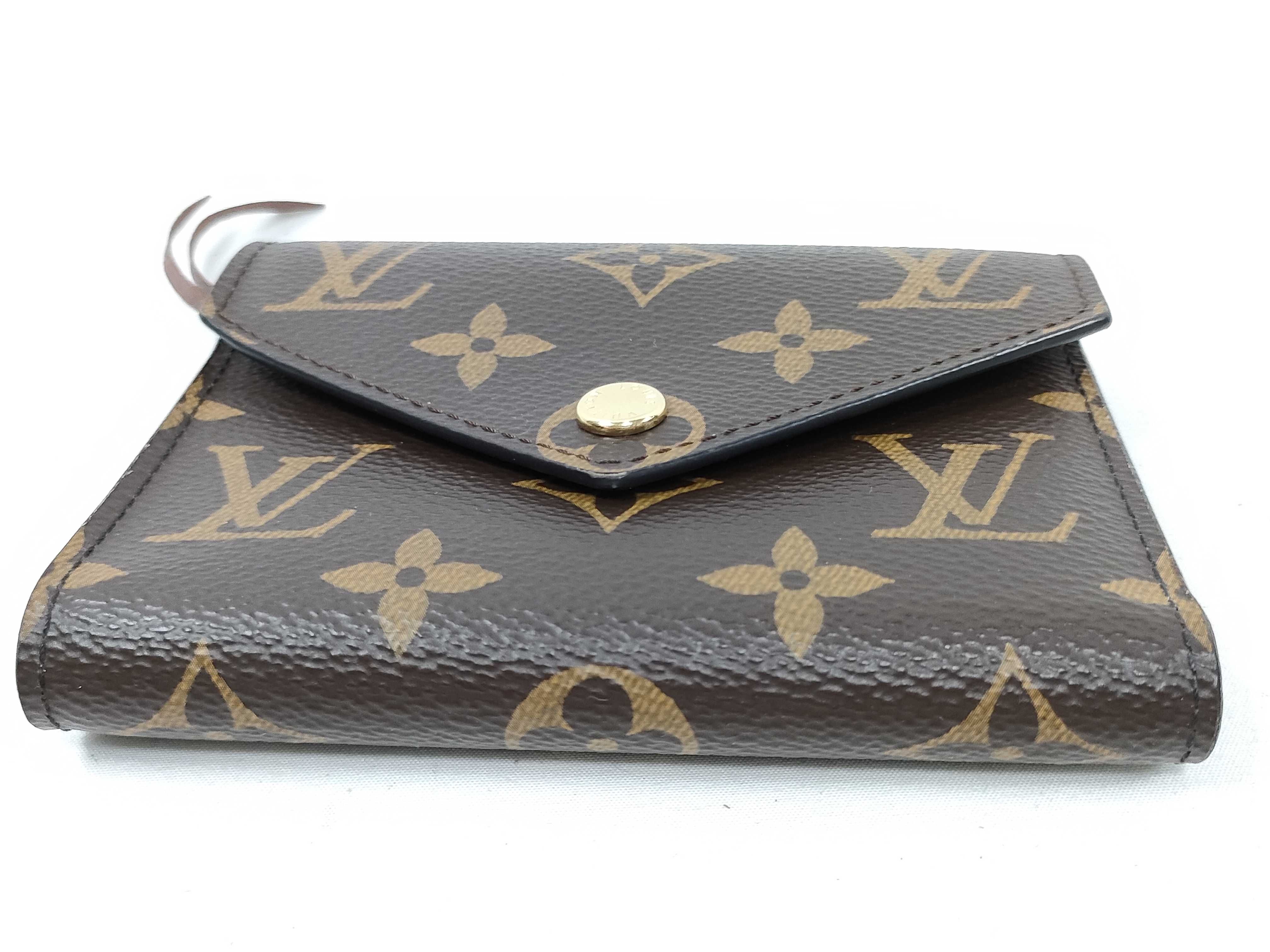 M62472 Portefeuille Victorine MI3128 Dust Bag Wallet — view 3