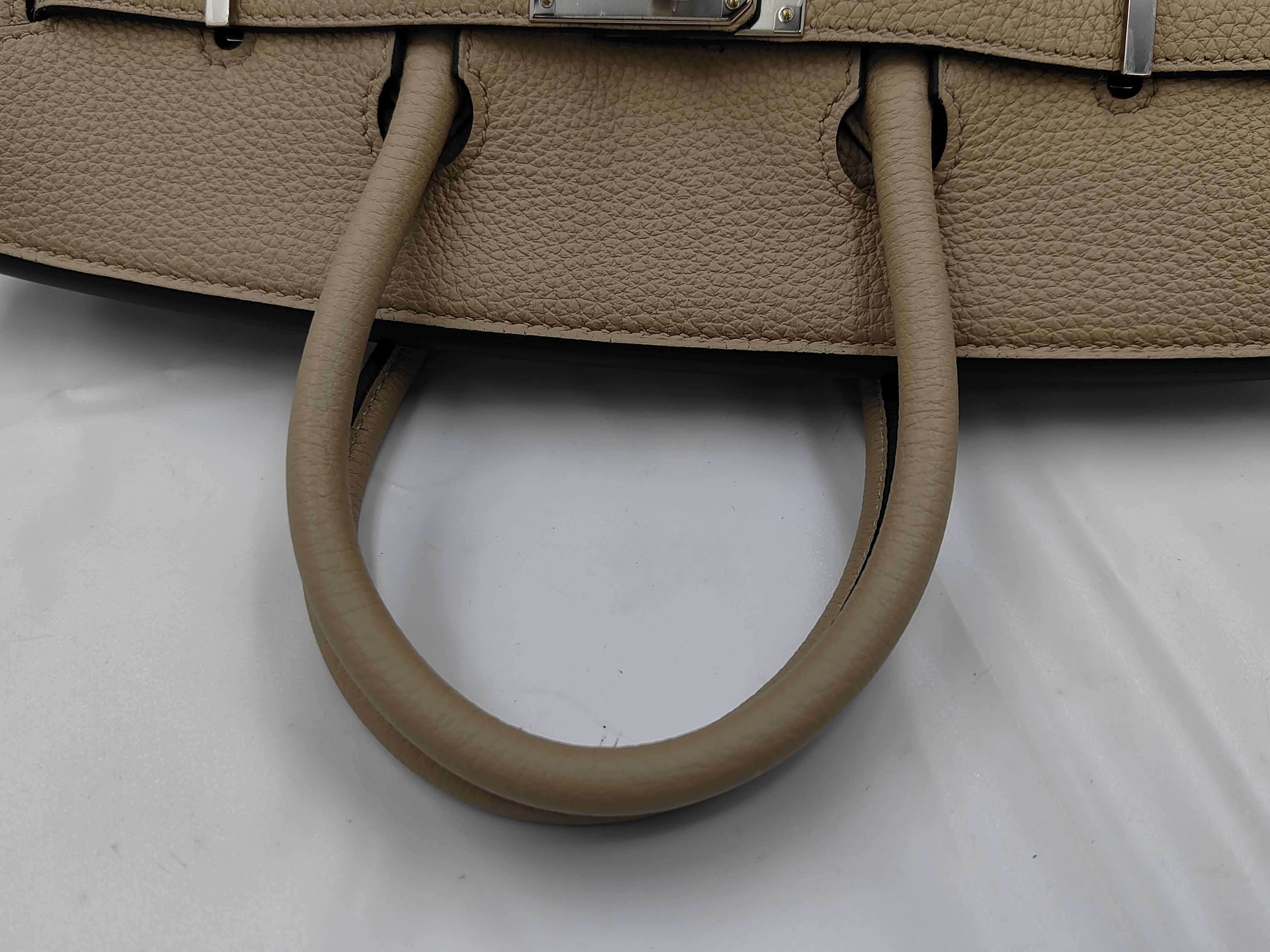 Birkin 25 handbag, beige with red interior, silver hardware, U stamp. — view 3