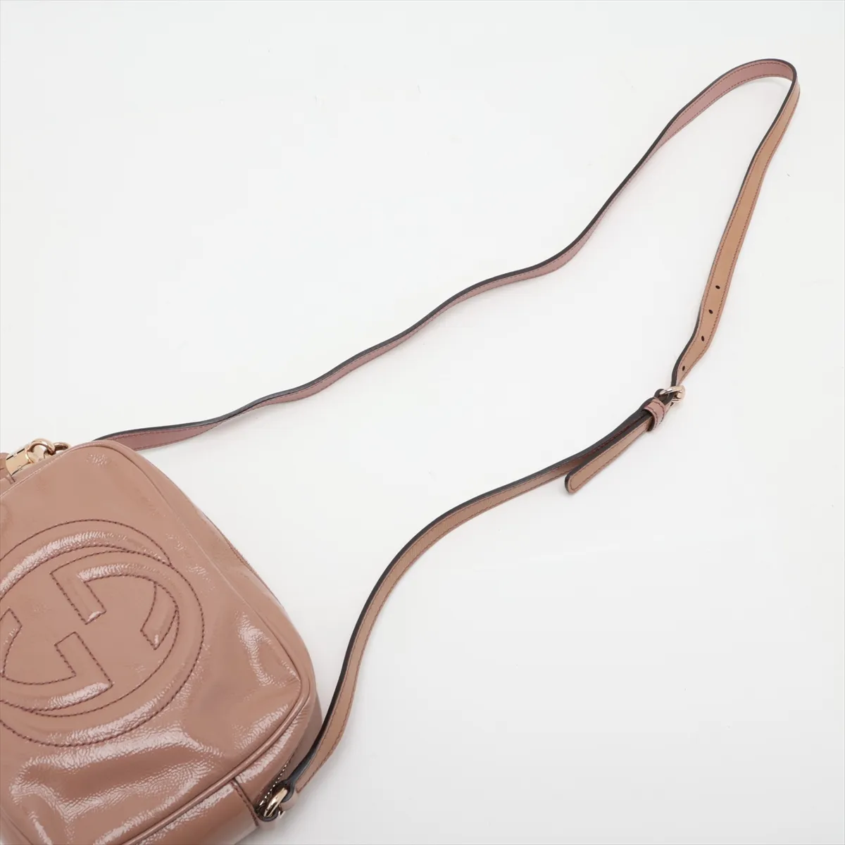 Soho 308364 Patent Leather Shoulder Bag Pink — view 5