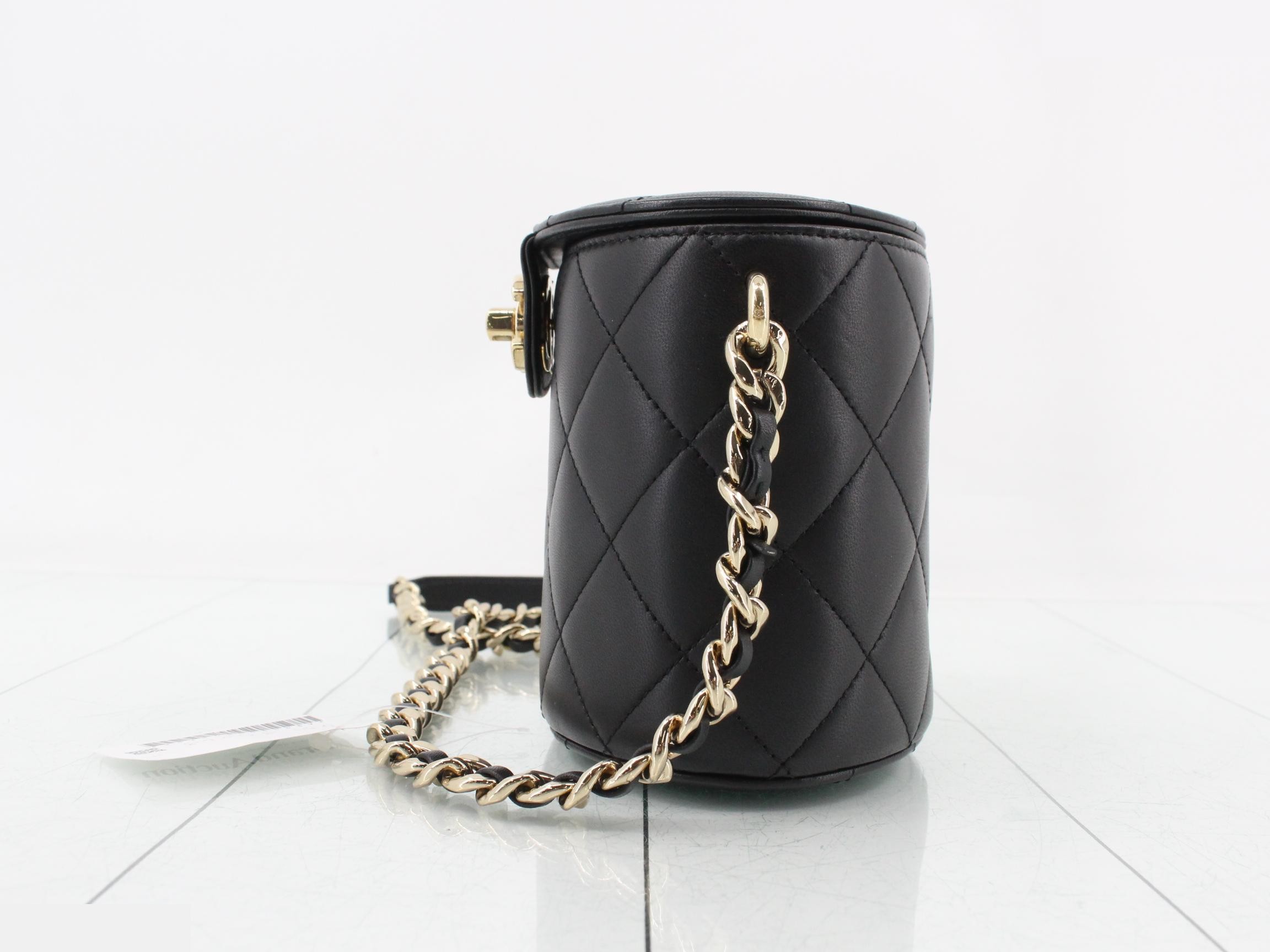 Matelassé Lambskin Vanity Chain Shoulder Bag, Black — view 3