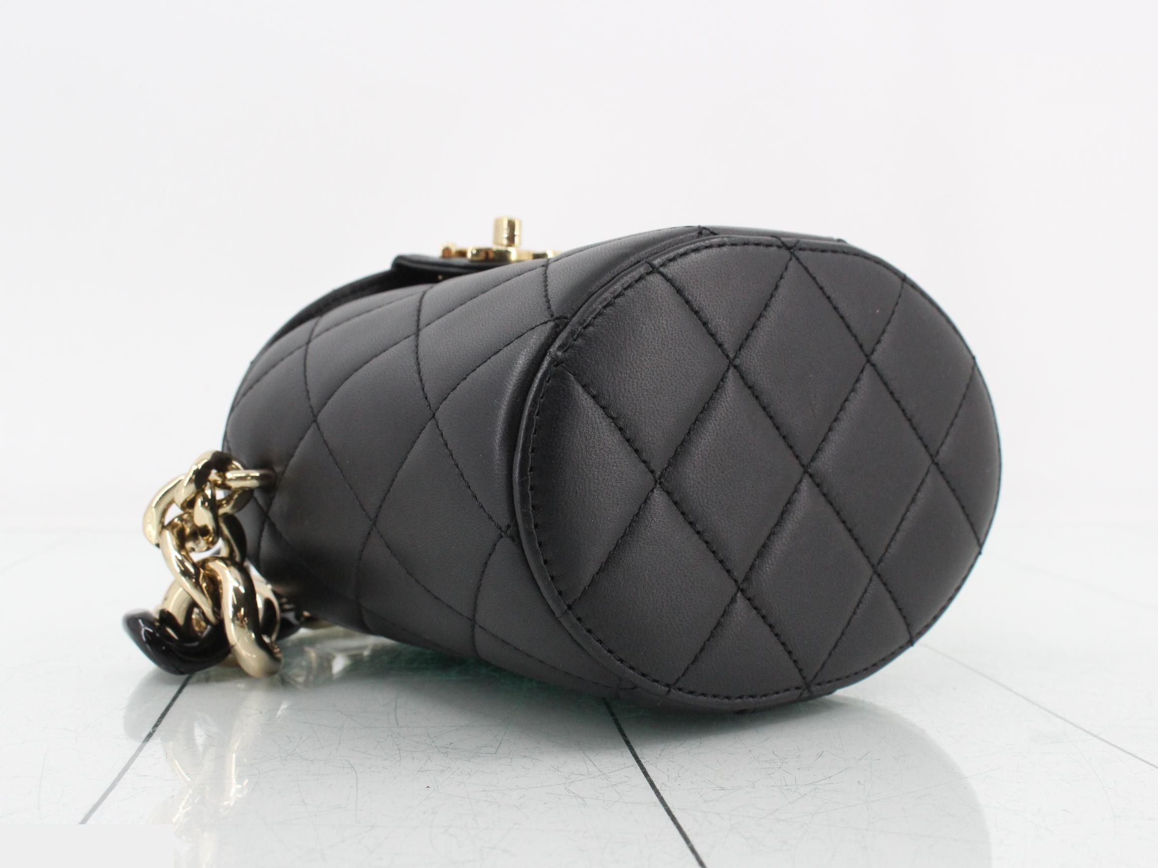 Matelassé Lambskin Vanity Chain Shoulder Bag, Black — view 5