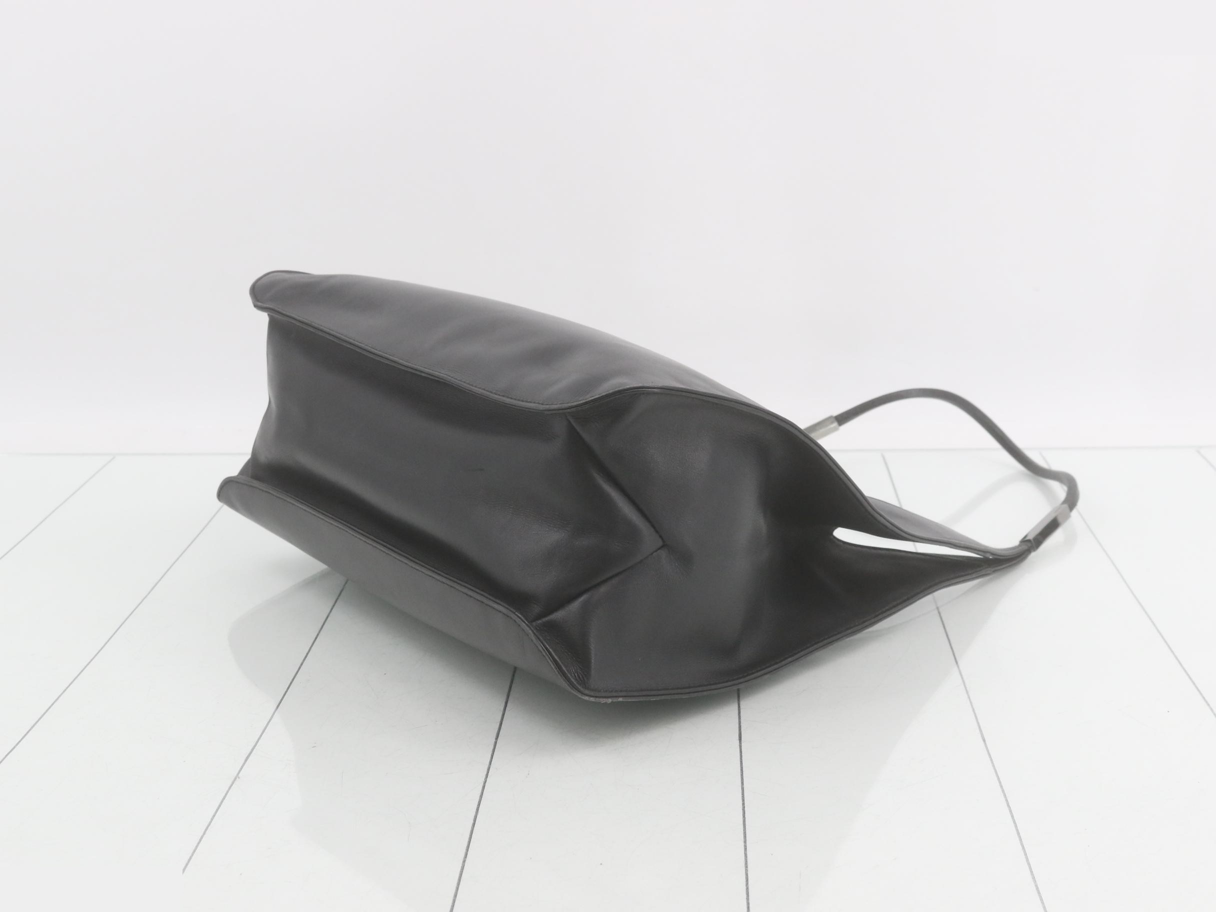 Tom Ford era shoulder bag — view 6