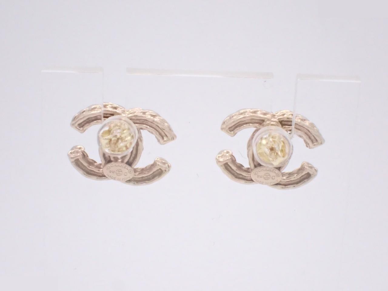earrings, B15C, Coco Mark design, rhinestones, gold, 1.5cm wide. — view 2