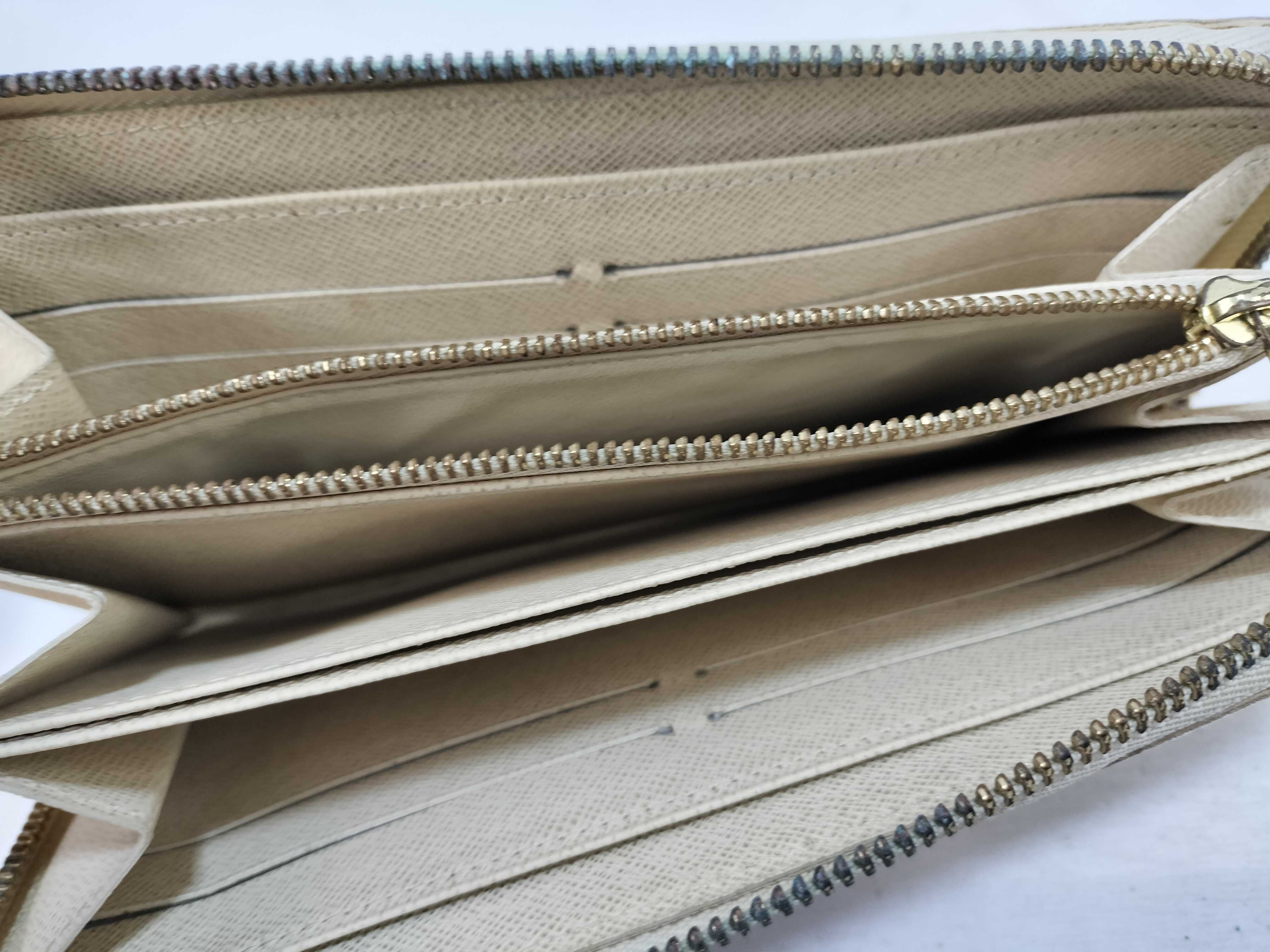 Damier Azur / Long Wallet / PVC Wallet — view 13