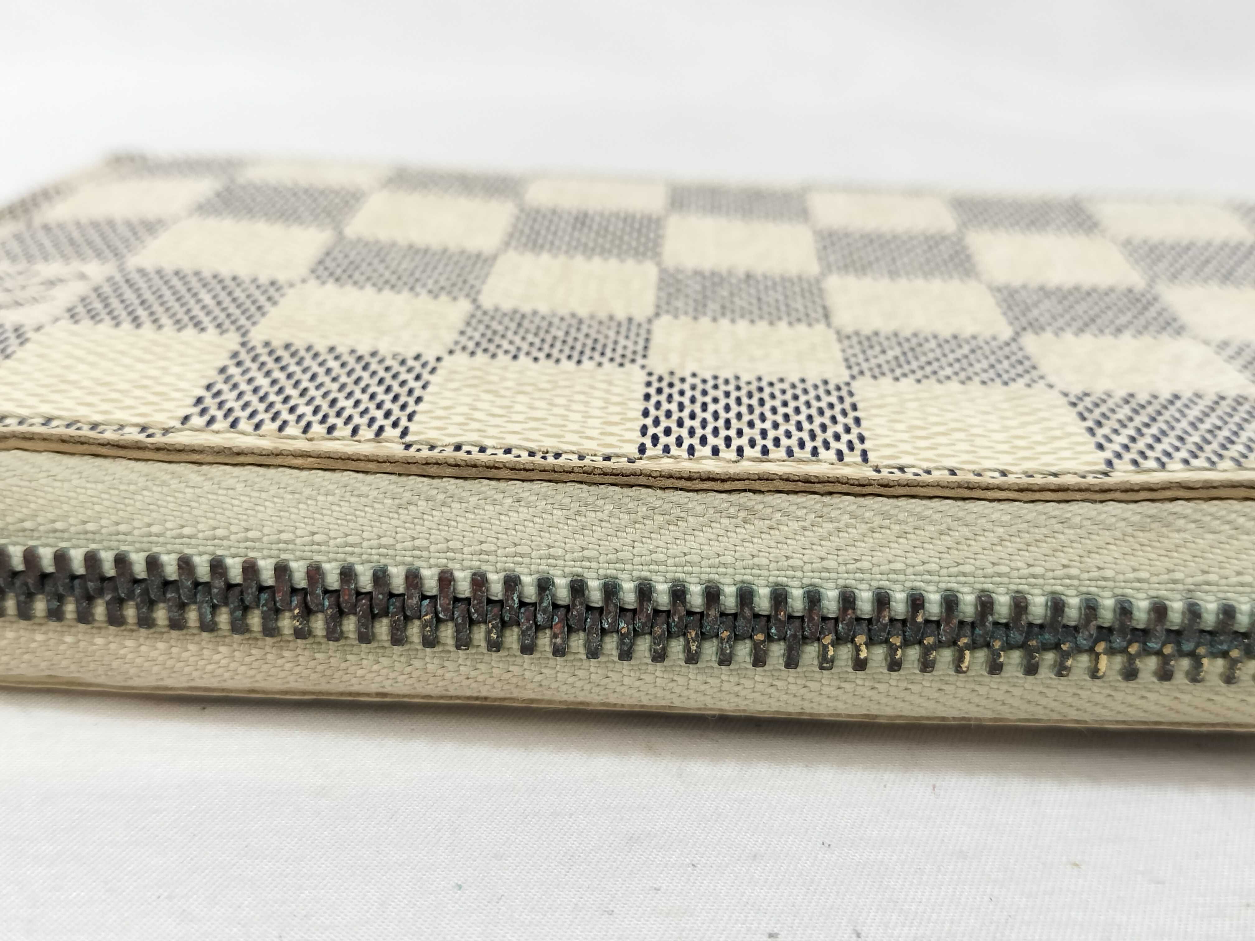 Damier Azur / Long Wallet / PVC Wallet — view 8