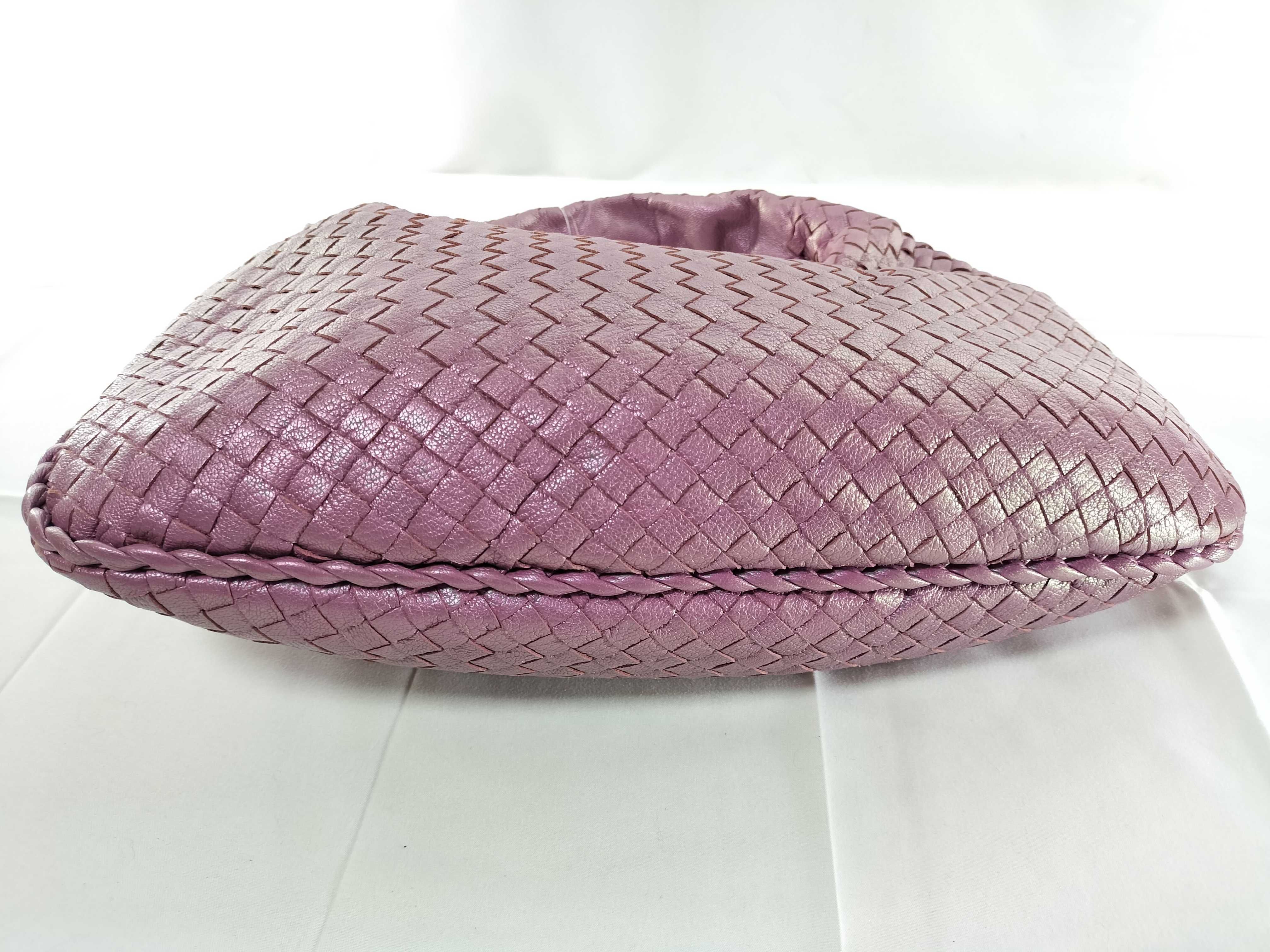 Intrecciato Hobo Bag Shoulder Bag — view 8