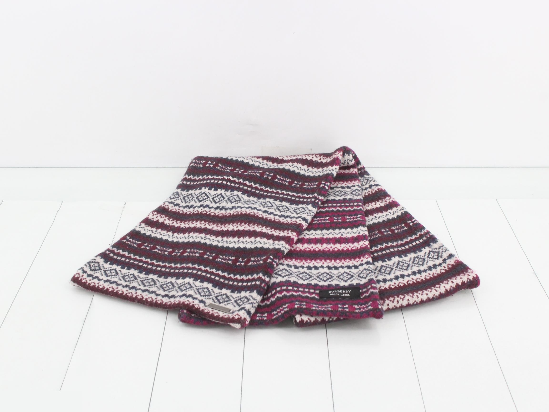 scarf — view 2