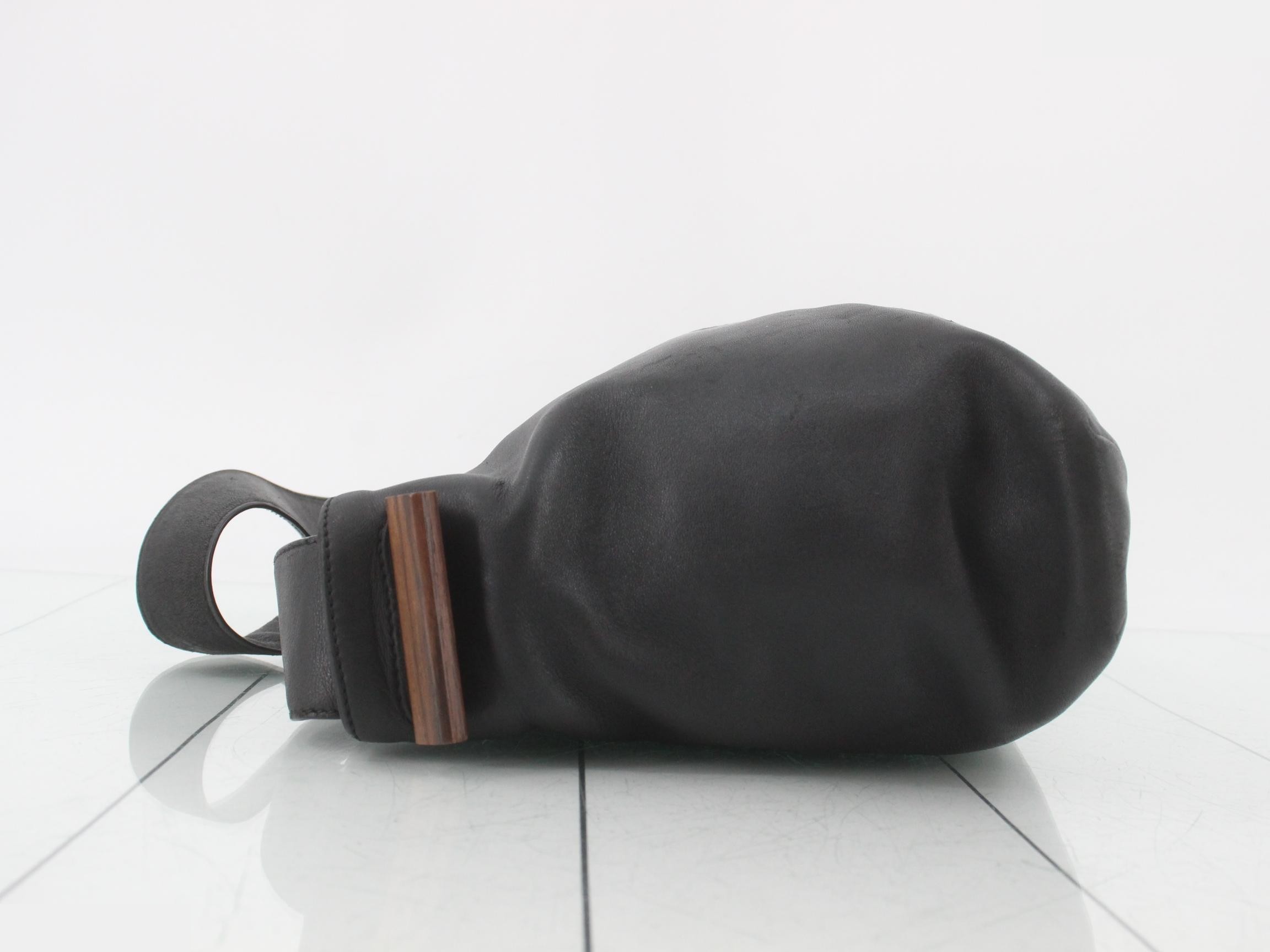 One-shoulder leather bag — view 4