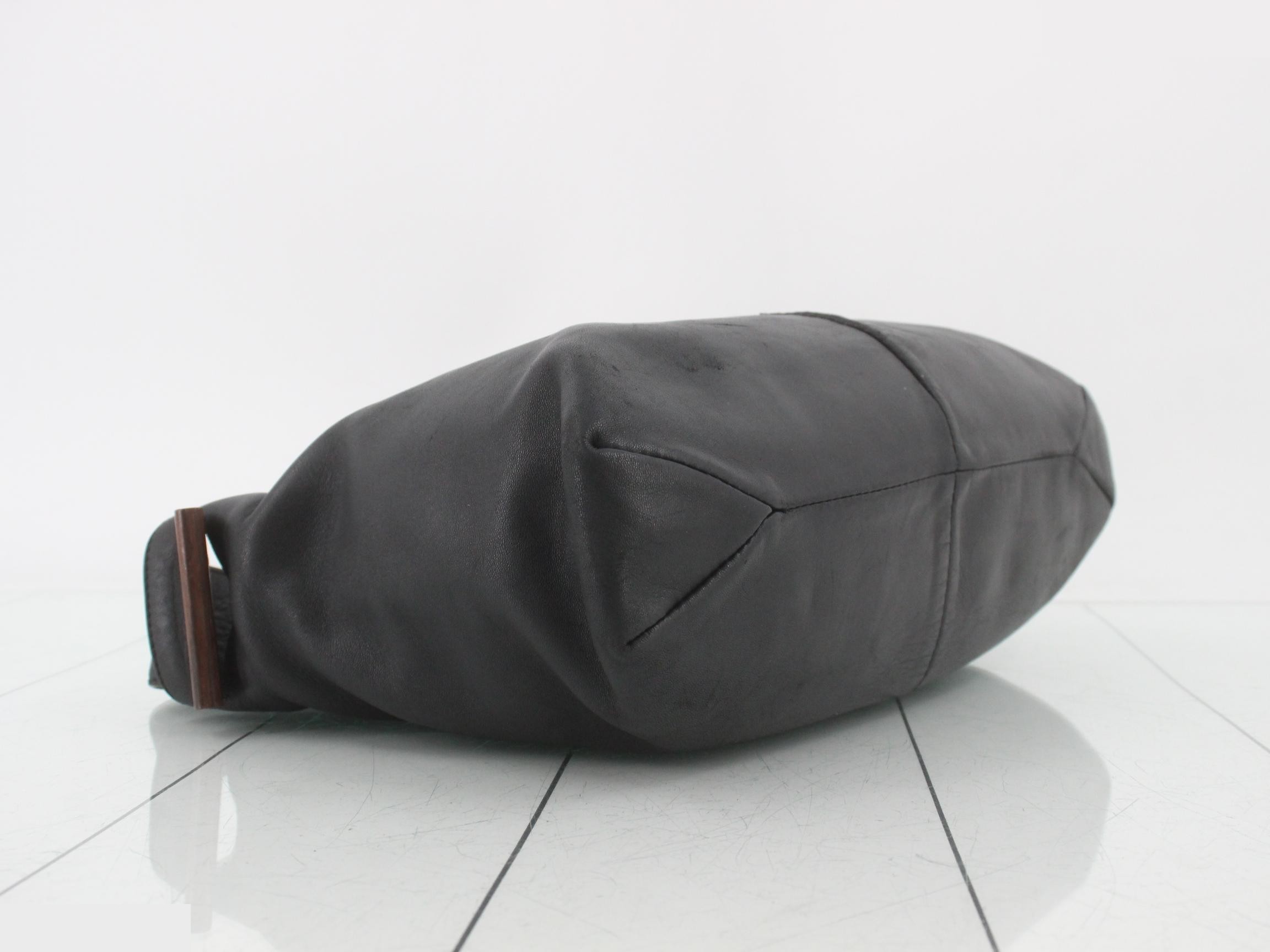 One-shoulder leather bag — view 5