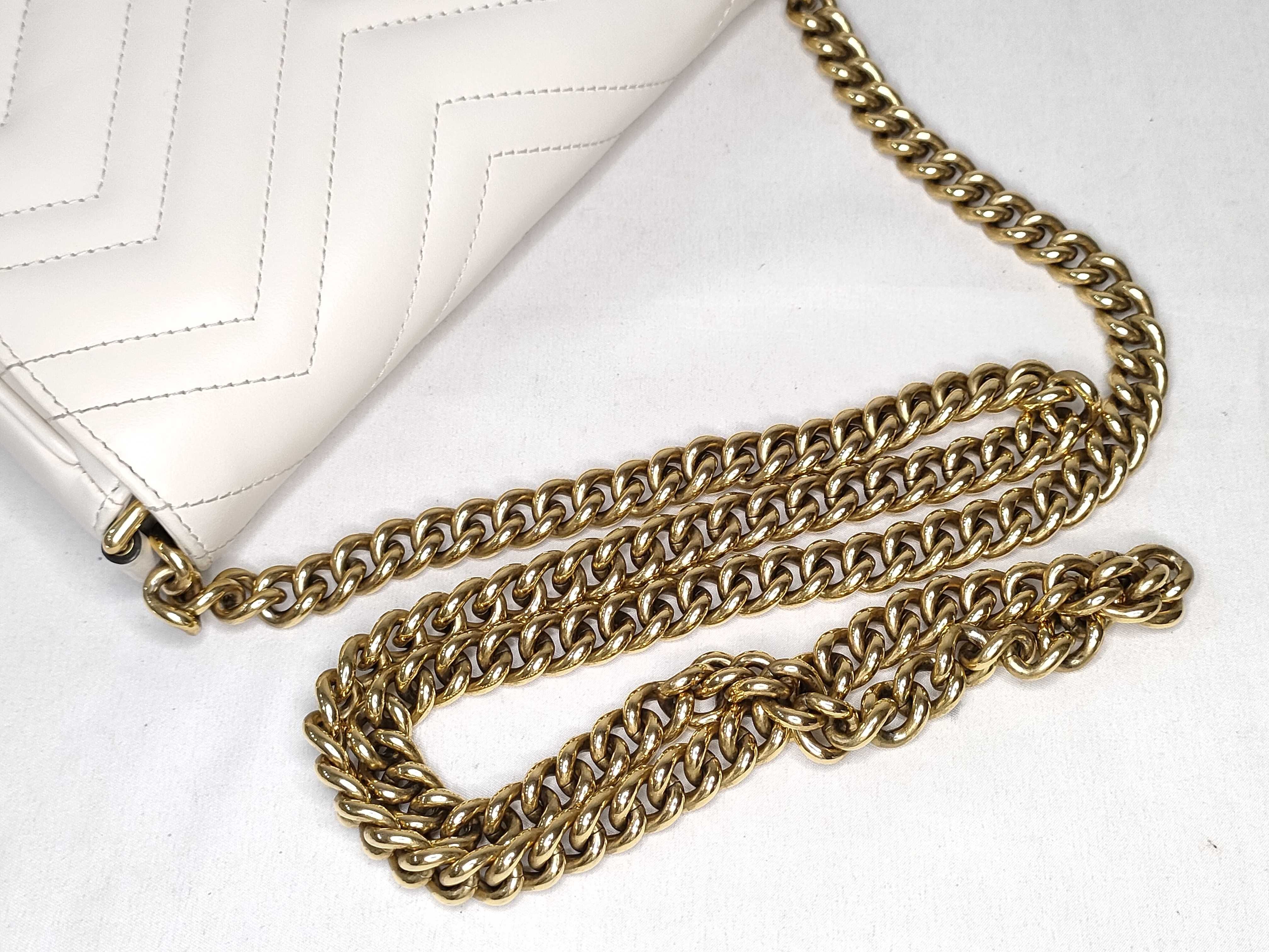 KR- GG Marmont Leather Chain Shoulder Bag White 746431 - Grade B Shoulder Bag — view 3