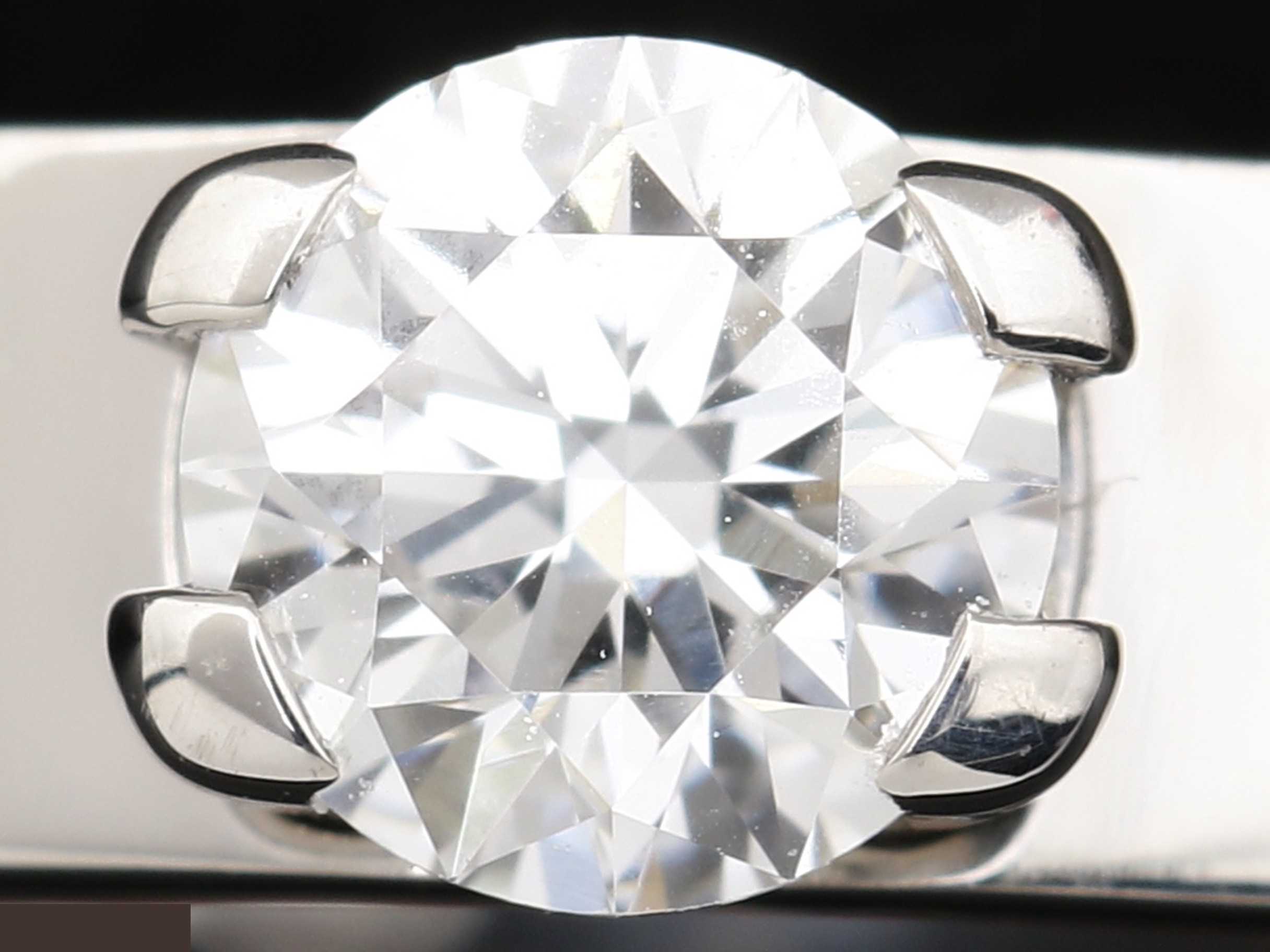 750WG Mini Love Diamond Ring, 0.26ct, 52cm, 4.3g — view 2