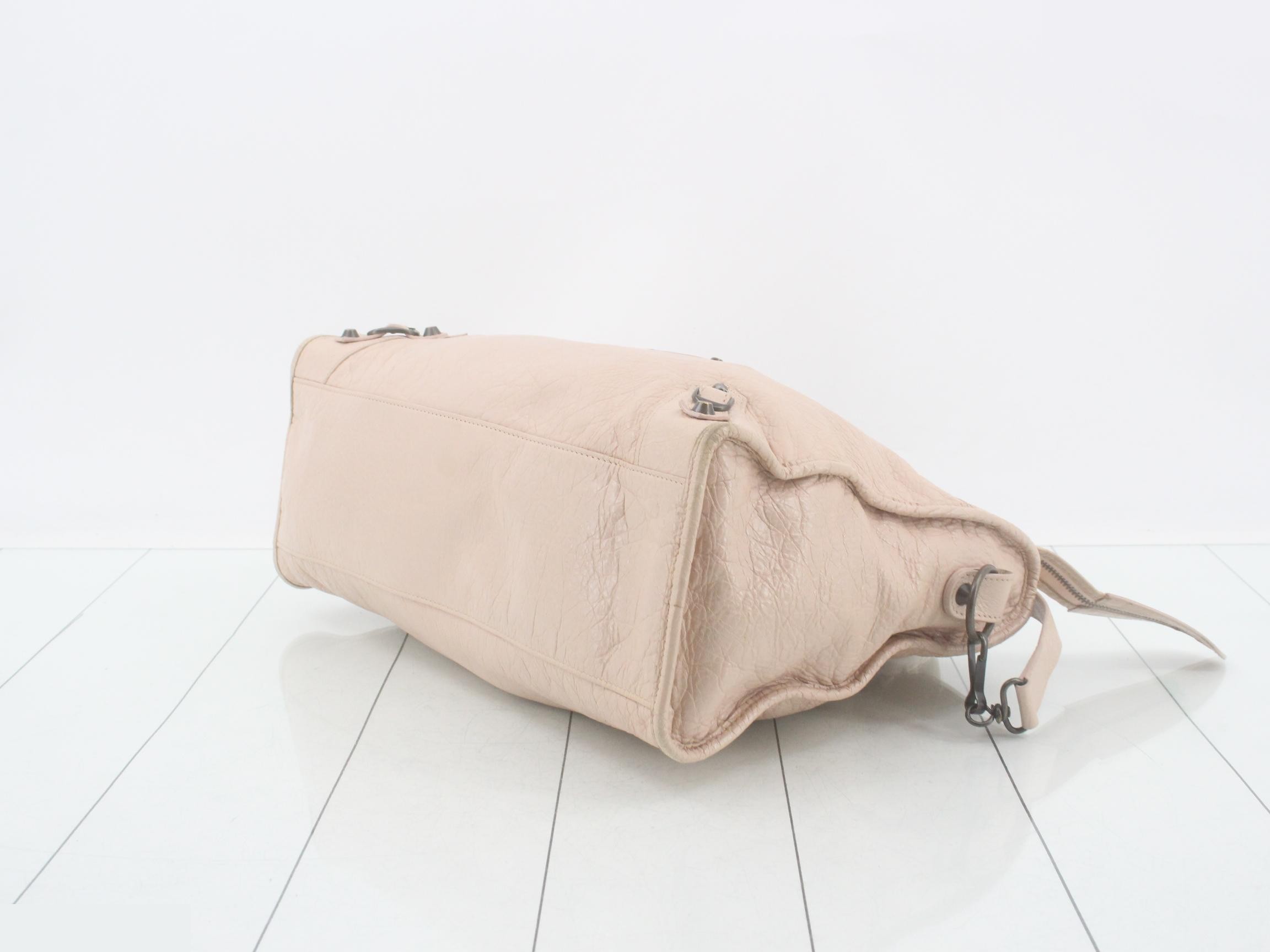 The City Handbag - le City 2-way Shoulder Bag — view 6